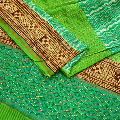 Vintage Kantha Embroidered Chanderi Scarf: Green Floral Zari Border