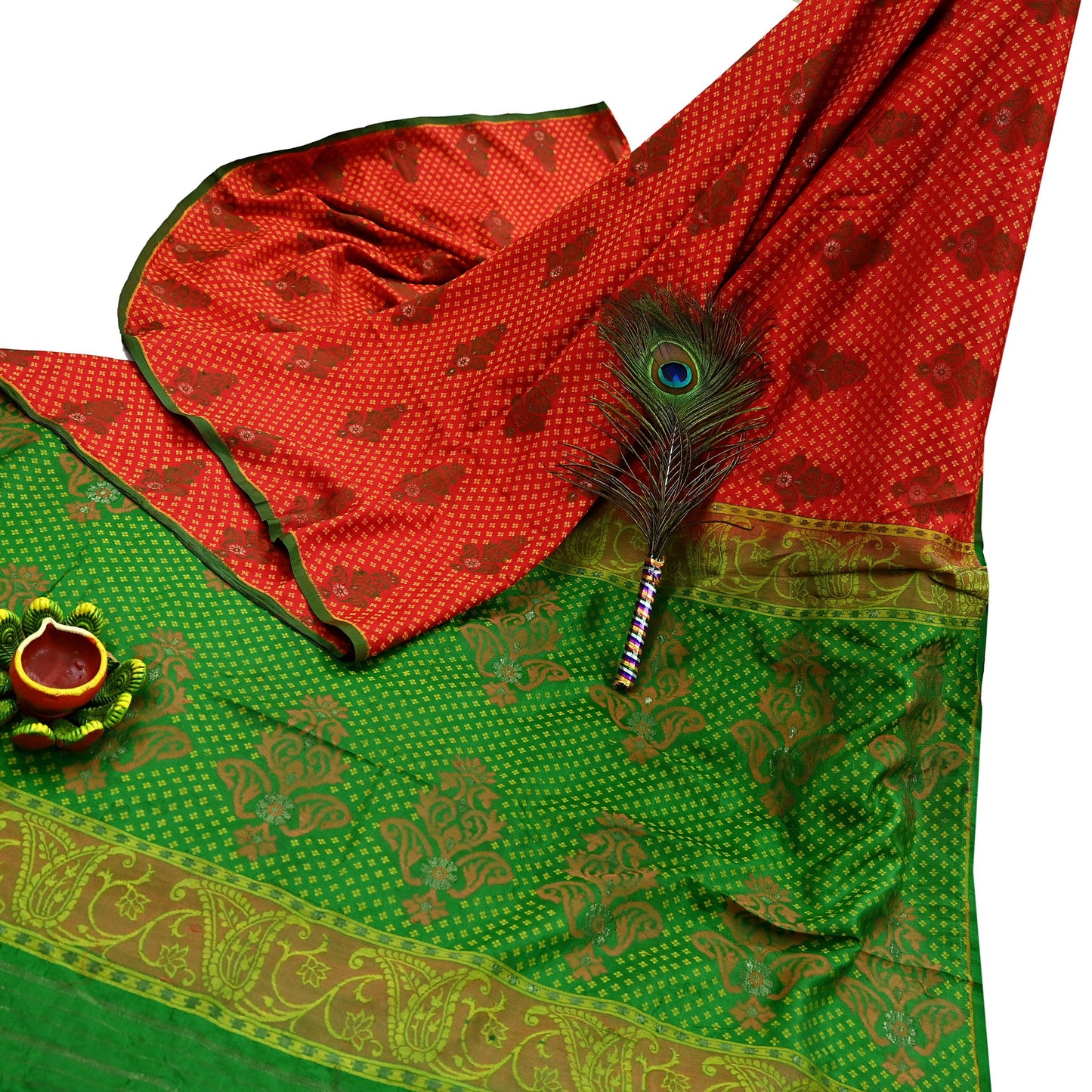 Vintage Handwoven Silk Saree, Red & Green Floral Fabric, 5.5 Yd