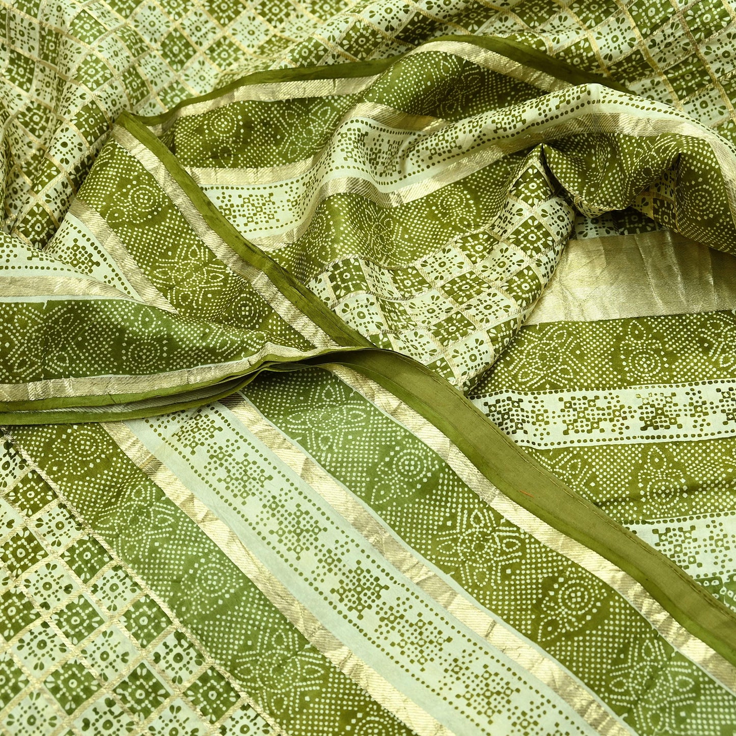 Indian Vintage Sari Green & Ivory Pure Silk Hand Woven Bandhani Gharchola Sarees 5yd Craft Fabric Sewing Zari Ethnic Bollywood sarees