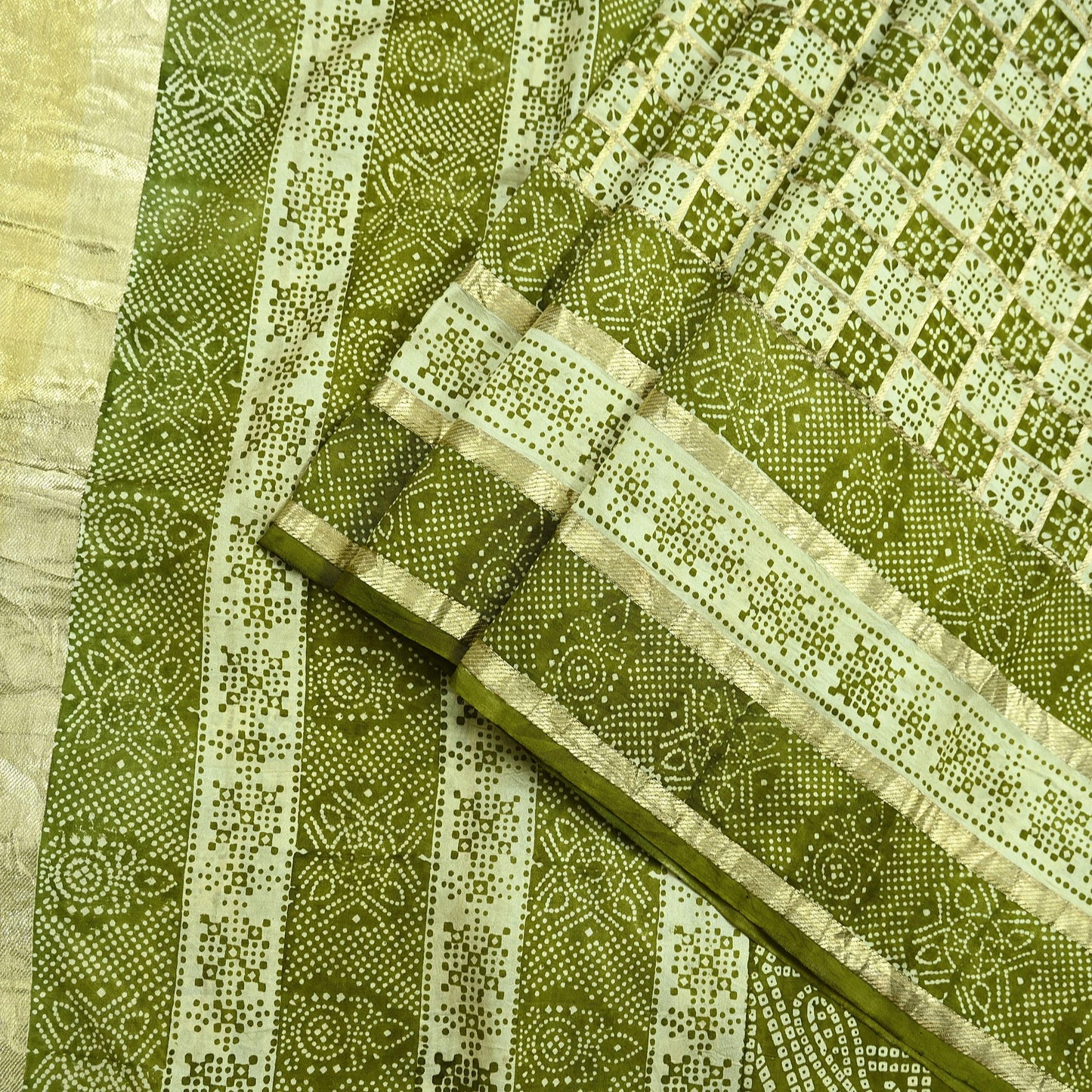 Indian Vintage Sari Green & Ivory Pure Silk Hand Woven Bandhani Gharchola Sarees 5yd Craft Fabric Sewing Zari Ethnic Bollywood sarees