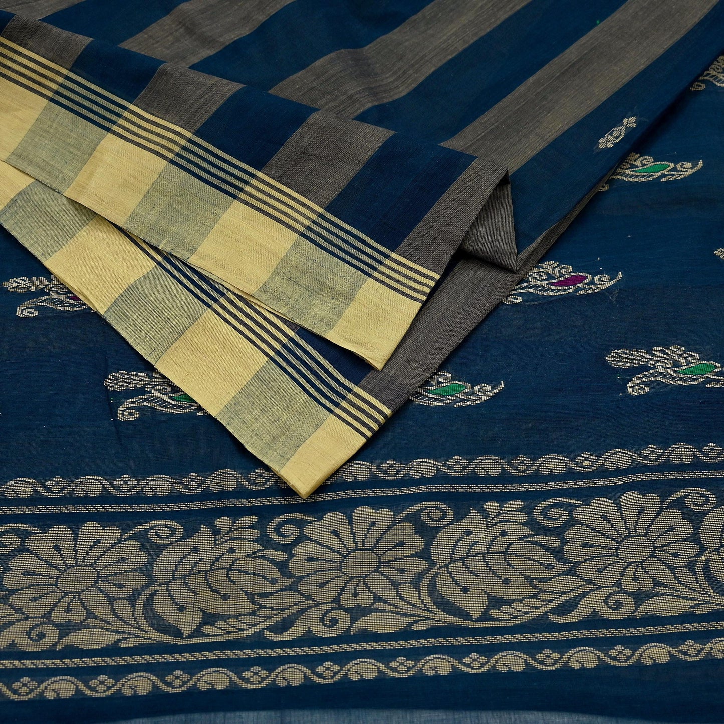 Indian Vintage Sari Green & Beige Pure Cotton Hand Woven Sarees Craft Fabric 5yd Ethnic Paisley Crafting Upcycle Quilting Dress Making