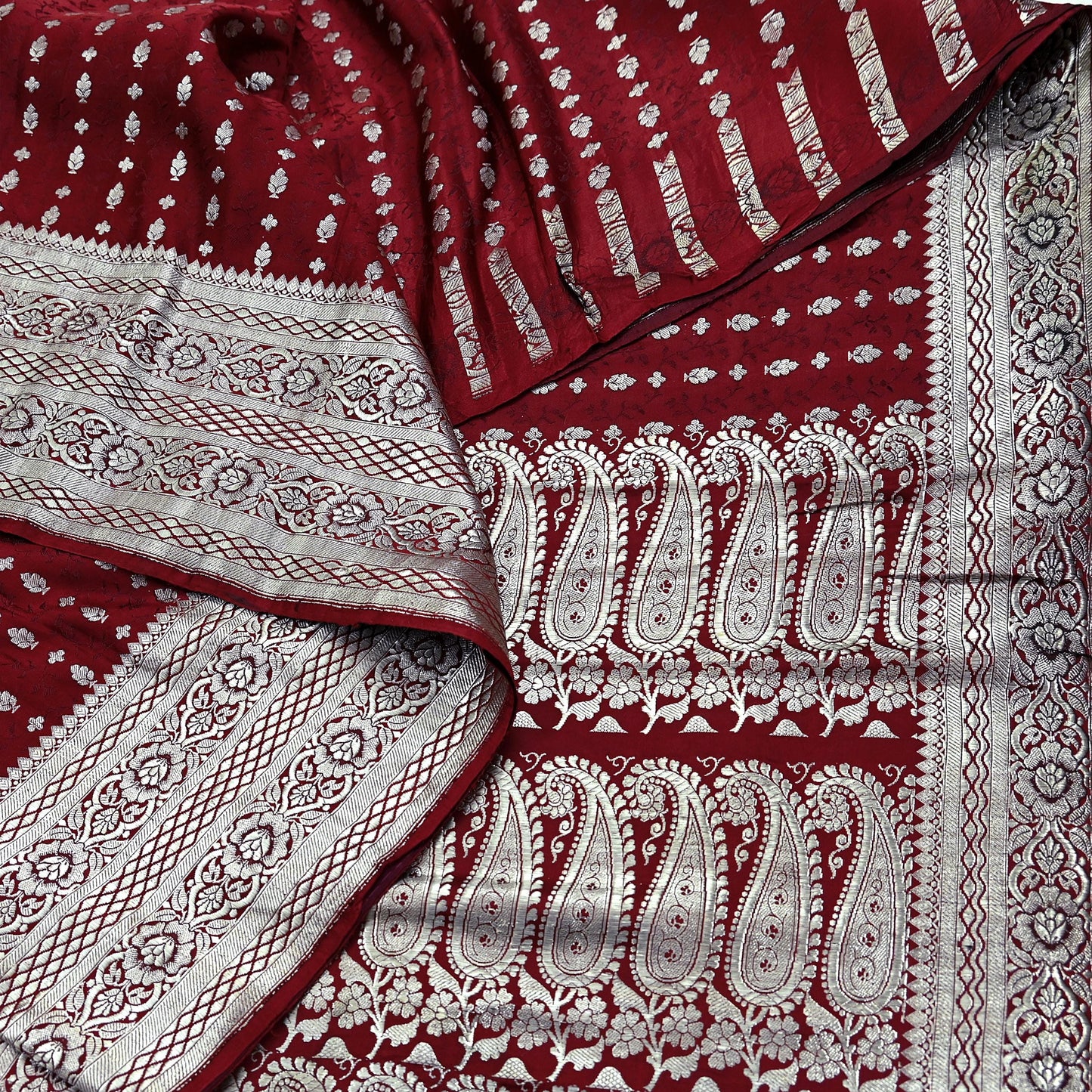 Vintage Banarasi Saree Pure Satin Silk Woven Brocade Zari Fabric Maroon Heavy Craft Sari 5 Yards Indian Antique Textile Dress Making