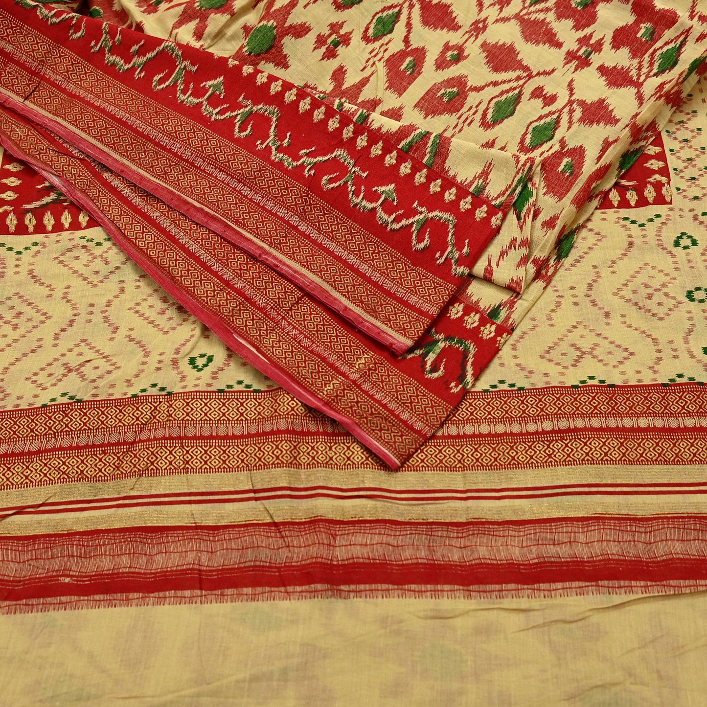 Indian Vintage Red & Beige Saree Printed 100% Pure Cotton Sari Craft Fabric 5Yd Soft Sewing Sarong Wrap Dress Making Quilting Crafting