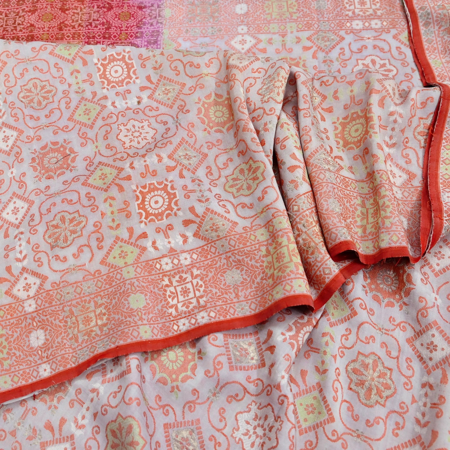 Indian Vintage Sari Peach & Cream 100% Pure Silk Hand Woven Sarees Craft Fabric 5Yd Ethnic Sewing Dress making Crafting Quilting Upcycle