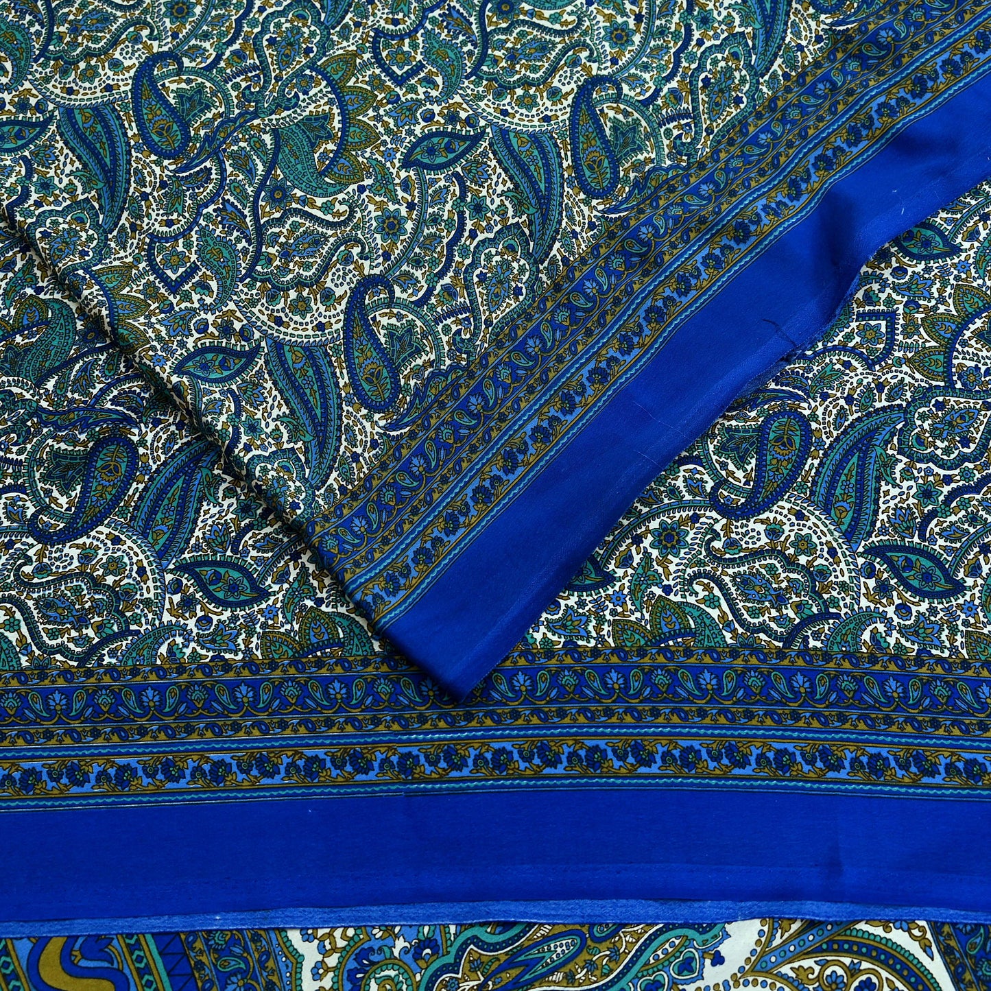 Indian Vintage Blue & White Moss Crepe Saree Printed Floral Sari Fabric 5 Yards Soft Fabric for Sewing, Dressmaking, Quilting,Upcycling