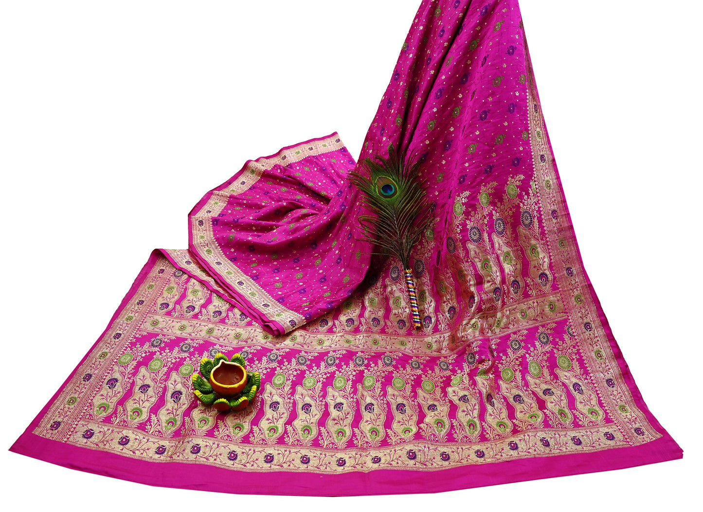 Indian Vintage Sari Magenta Heavy Pure Satin Silk Woven Banarasi Brocade Saree Zari 5Yd Ethnic Dress making Crafting Bollywood