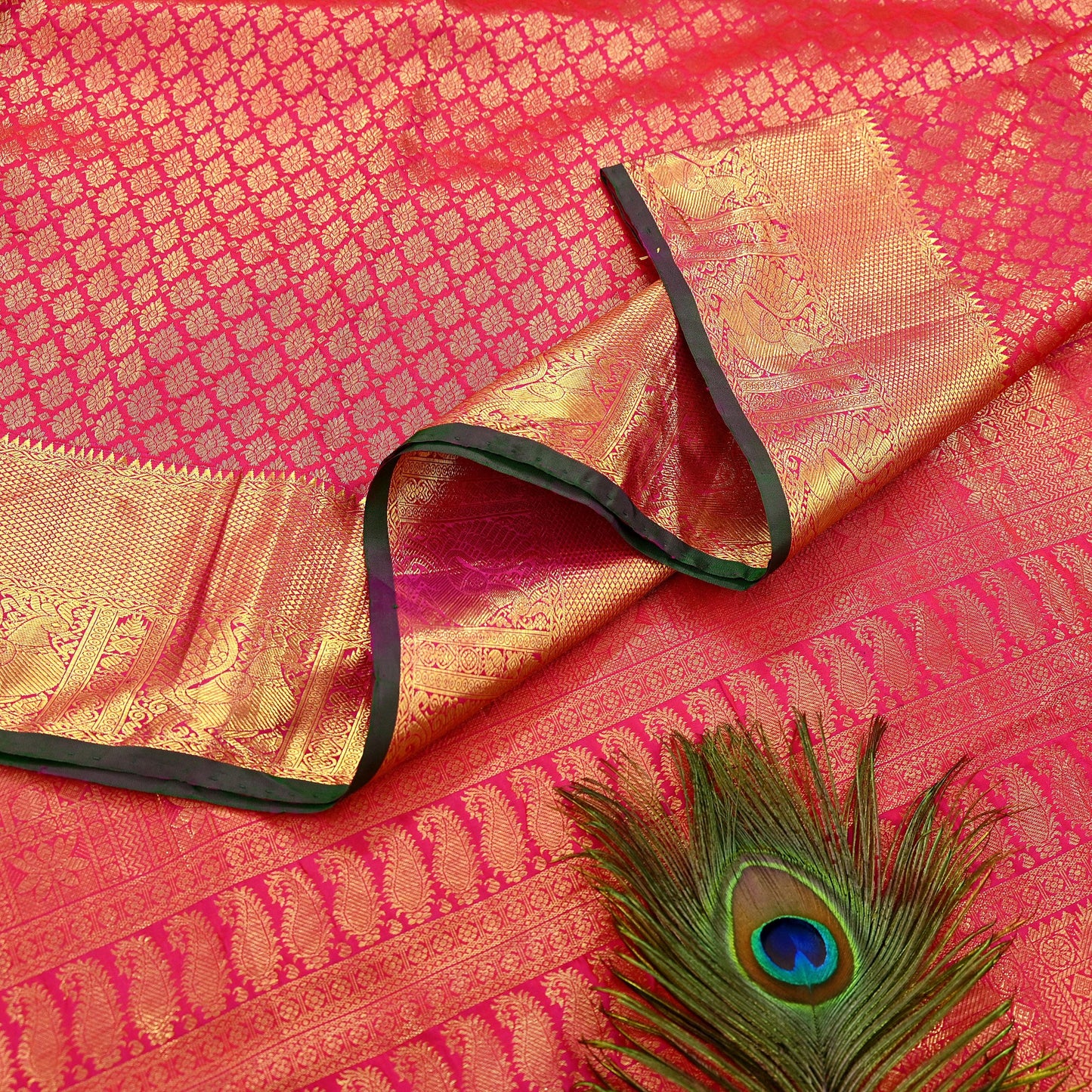 Indian Vintage Heavy Rani Pink Hand woven Kanjivaram Saree 100% Pure Silk Sari Metallic Golden Zari 5Yd Floral Crafting Dress making Fringes
