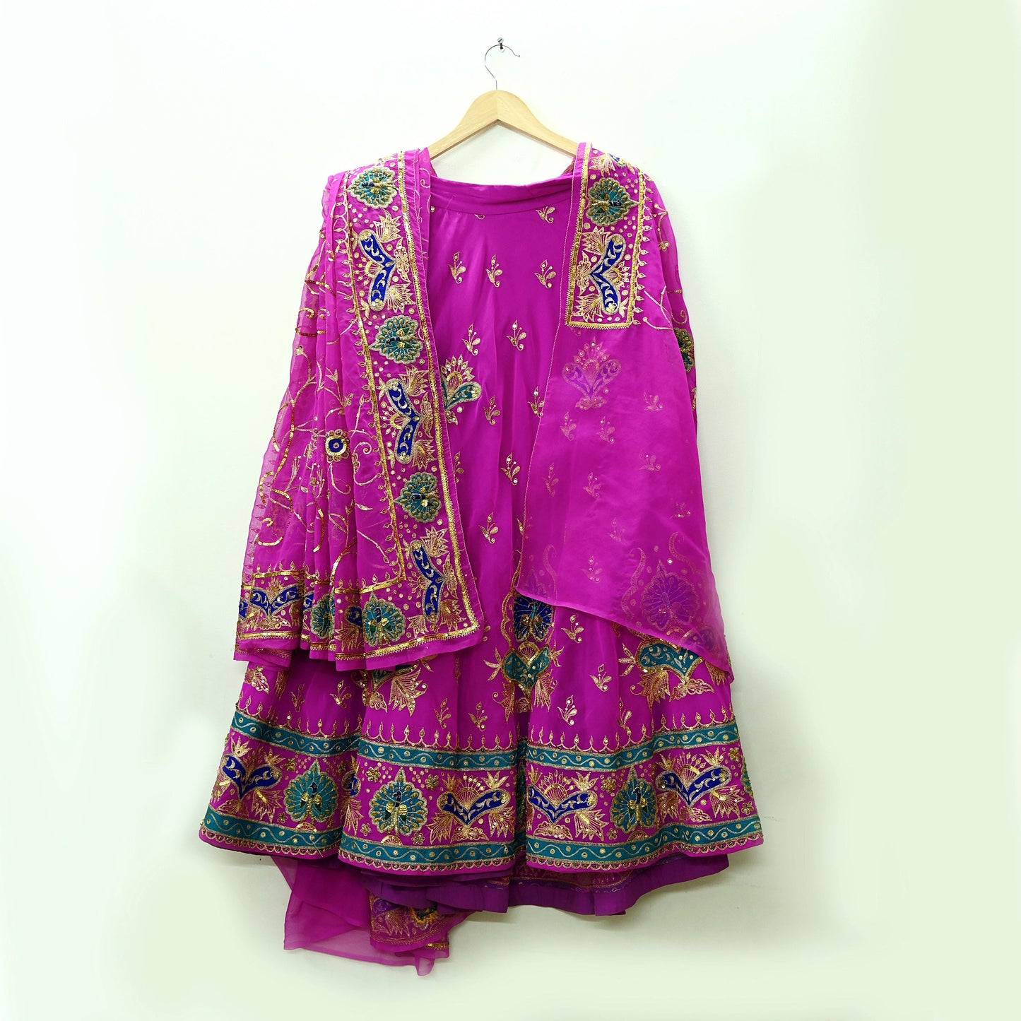 Indian Vintage Magenta American Georgette Hand Embroidered Rajputi Phoshak Lehenga/Dupatta 2pcs Set Bridal Party Wear Peacock Design Zari
