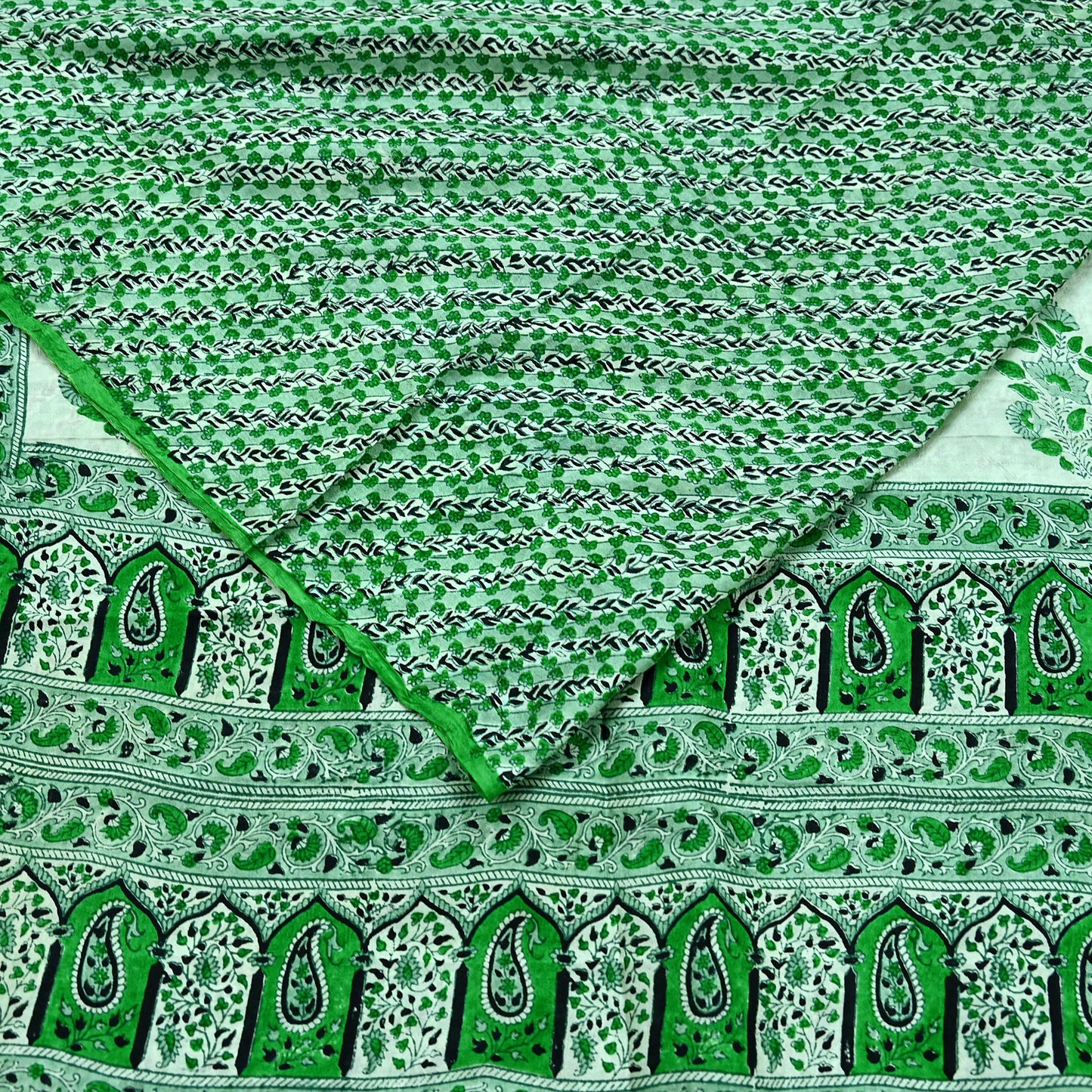 Indian Vintage Sari Green 100% Pure Silk Printed Sarees 5yd Craft Fabric Sewing Soft Dress Making Floral Quilting Crafting Upcycle Used
