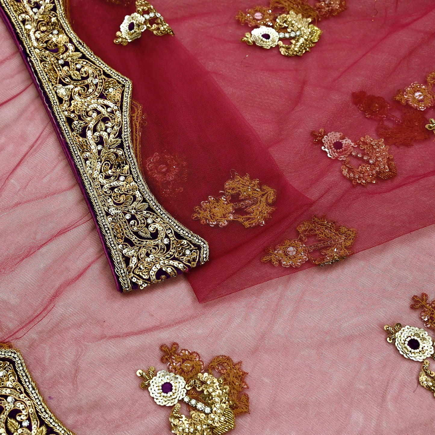 Indian Vintage Heavy Wedding Pink Net/Mesh/ Velvet Hand Embroidered Dupatta Designer By Anamika Khanna Bridal Wear Dabka Zardozi Veil Hijab