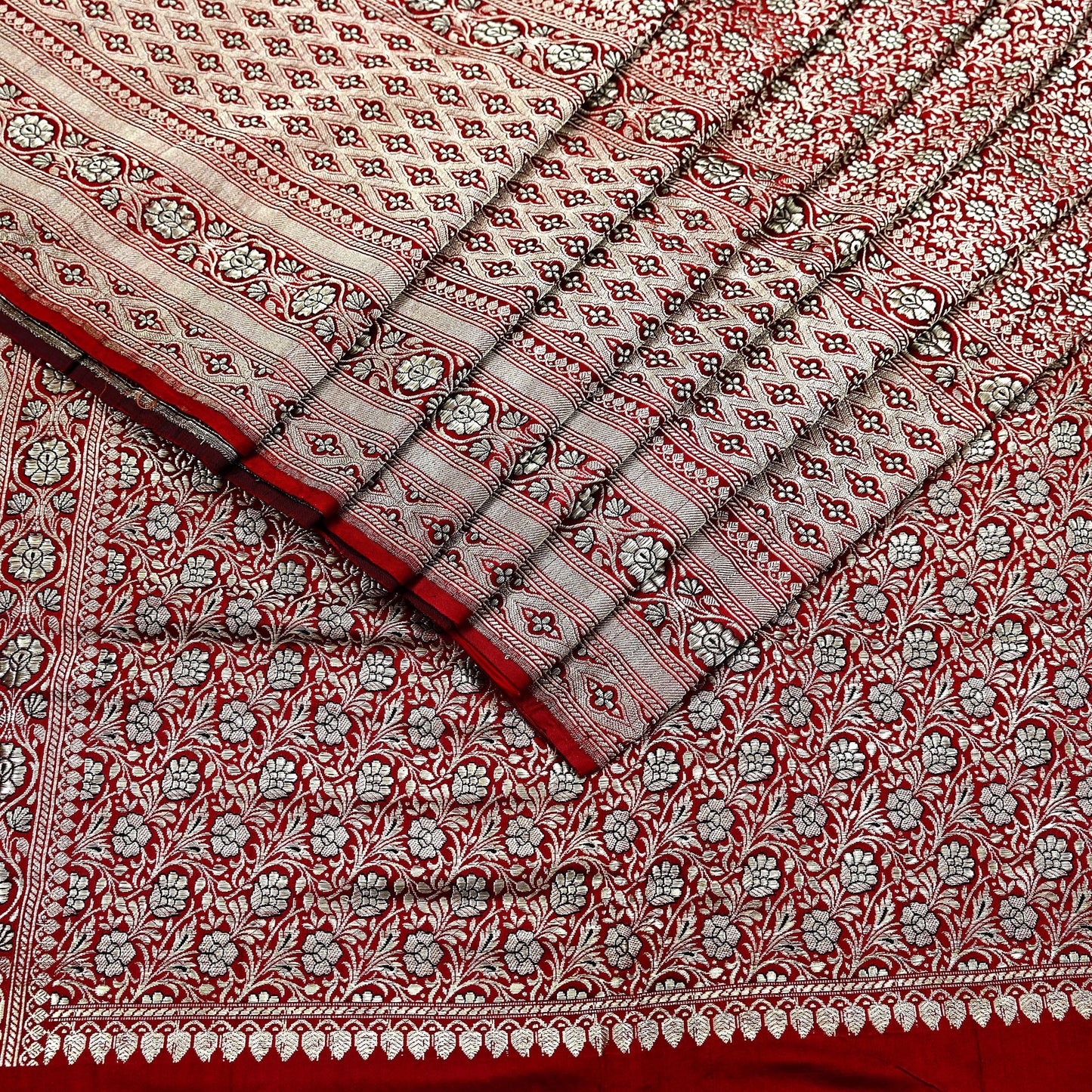 Indian Vintage Sari Red Heavy Wedding Pure Satin Silk Woven Banarasi Brocade Saree Zari 5Yd Craft Fabric Ethnic Dress making Crafting