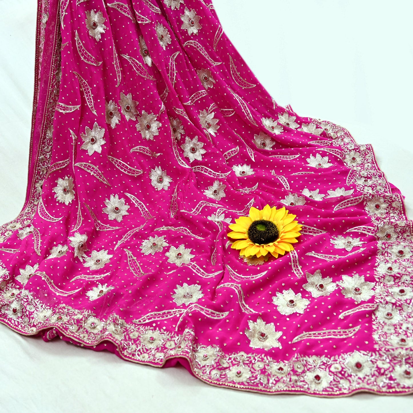 Indian Pre-owned Heavy Sari Rani Pink Pure Georgette Silk Hand Embroidered Sarees Designer Abu Jani 6Yd Sewing Ethnic Sarees