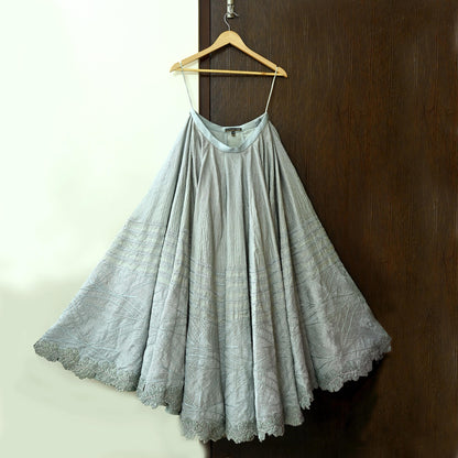 Pre-owned Heavy Green Gray Chanderi Silk/Net Hand Embroidered Lehenga 3pcs Set By Designer Shantanu & Nikhil Bridal Wear Padded Blouse