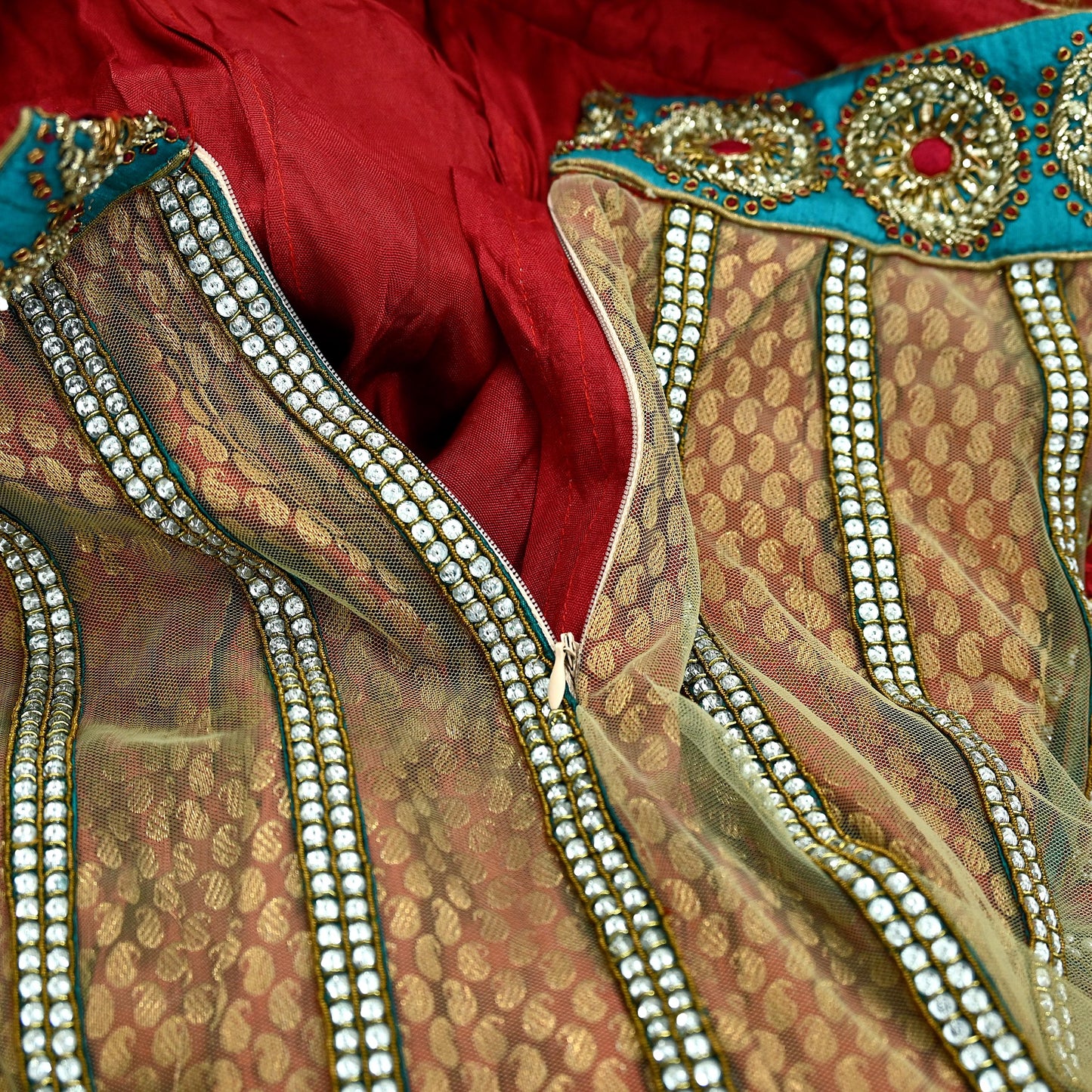 Indian Heavy Wedding Green & Maroon Net/Mesh Hand Embroidered Lehenga 3pcs Set Designer By Anamika Khanna Party Wear