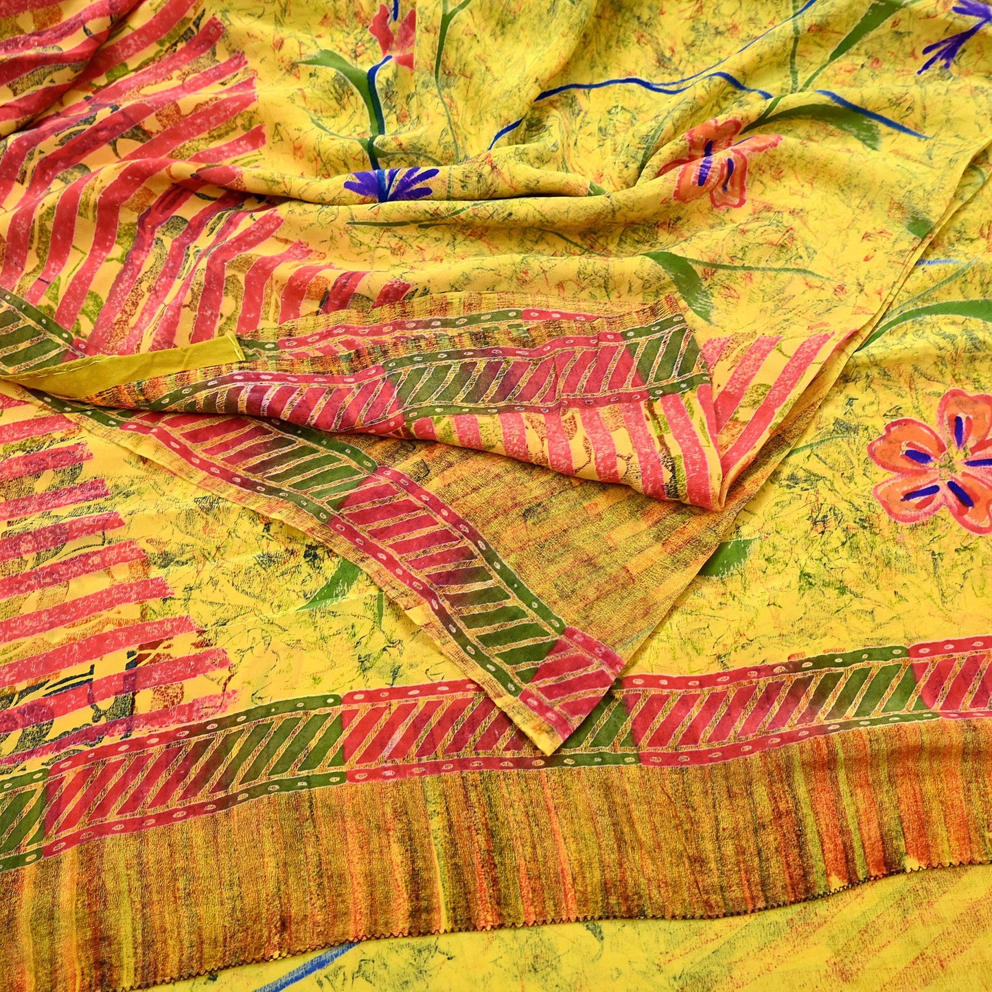 Indian Vintage Saree Yellow Pure Crepe Silk Printed Sari Fabric 5yd Sewing Floral Soft Craft Fabric Wrap Dress making Quilting Upcycle
