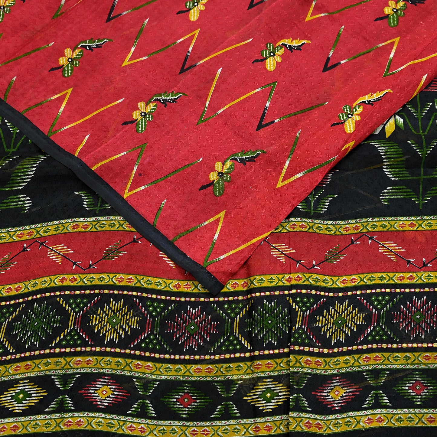 Indian Vintage Sari Red & Black Pure Silk Printed Sarees 6yd Sewing Craft Fabric Dress Making Soft Quilting Crafting Upcycle Used Floral