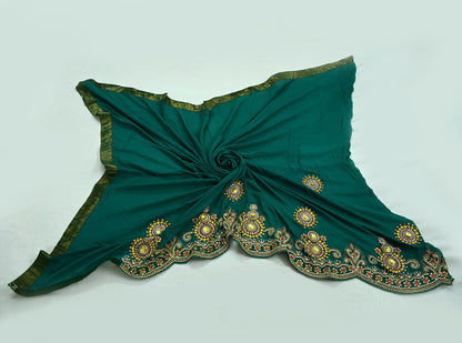 Indian Vintage Green Pure Georgette silk Hand Embroidered Design Fabric 55"X45" Zardozi/Dabka/Zari Crafting Quilting Dress making Crafting