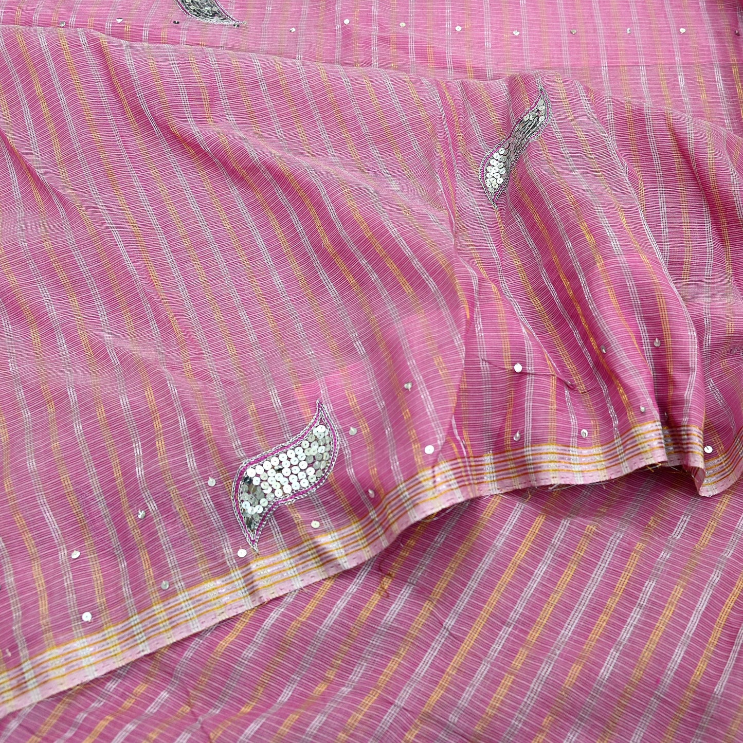 Indian Vintage Sari Pink Pure Cotton Hand Embroidered Sarees 5yd Ethnic Soft Floral Design Dress making Crafting Zari Dressmaking Crafting