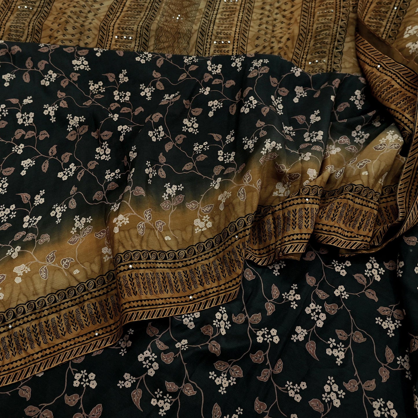 Indian Vintage Sari Black Pure Crepe Silk Printed Saree 5yd Sewing Floral Soft Craft Fabric Wrap Dress making Crafting Quilting Upcycle