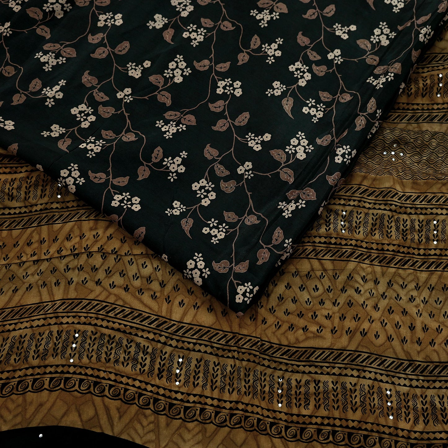 Indian Vintage Sari Black Pure Crepe Silk Printed Saree 5yd Sewing Floral Soft Craft Fabric Wrap Dress making Crafting Quilting Upcycle