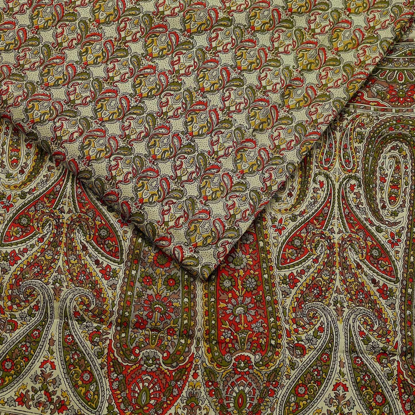 Indian Vintage Sari Green Pure Silk Printed Sarees 5yd Sewing Craft Fabric Dress Making  Soft Floral Wrap Upcycle Used Quilting Crafting