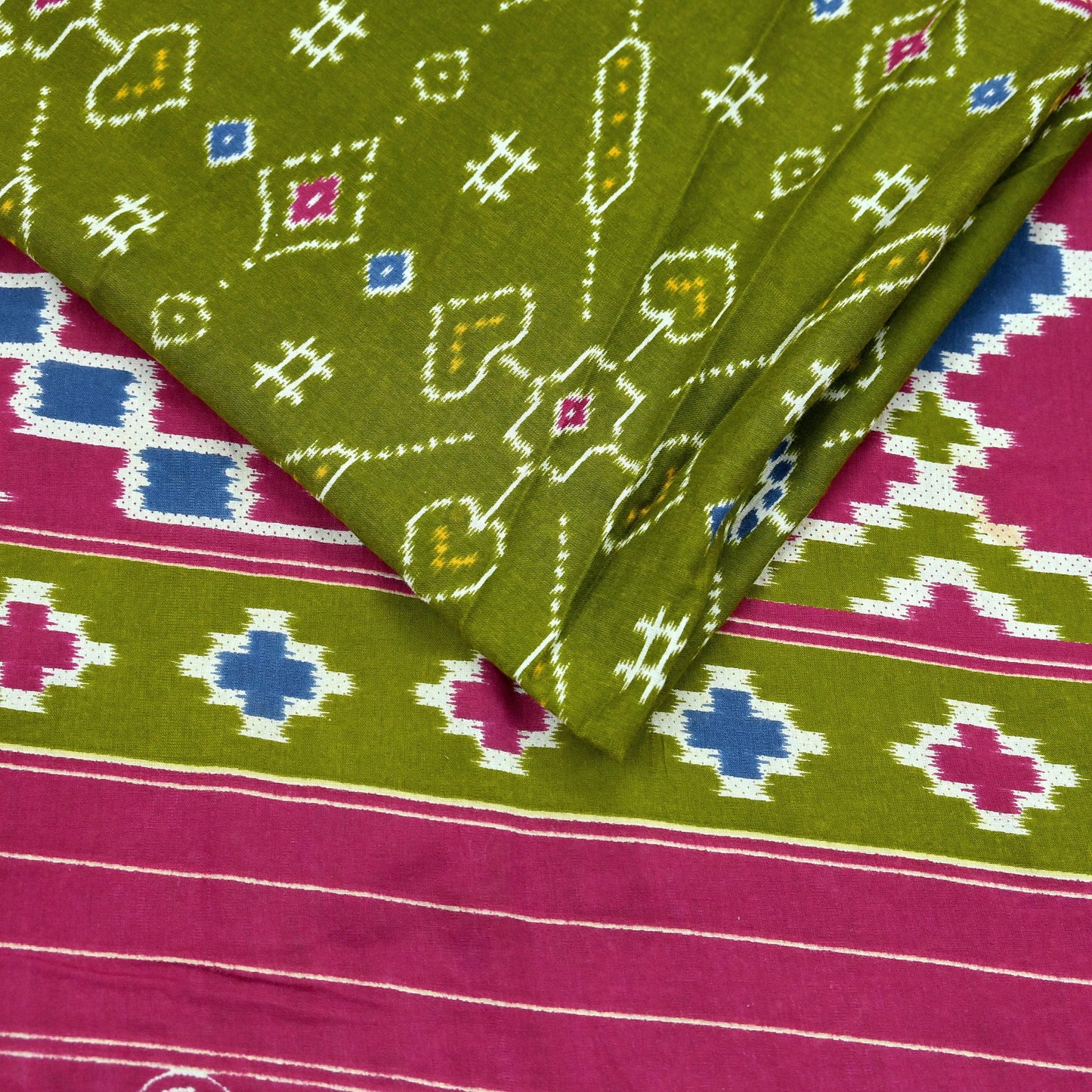 Indian Vintage Green Saree Printed Pure Cotton Sari Craft Fabric 5Yd Sewing Soft Sarong Wrap Boho Floral Dress Making Quilting Crafting Used