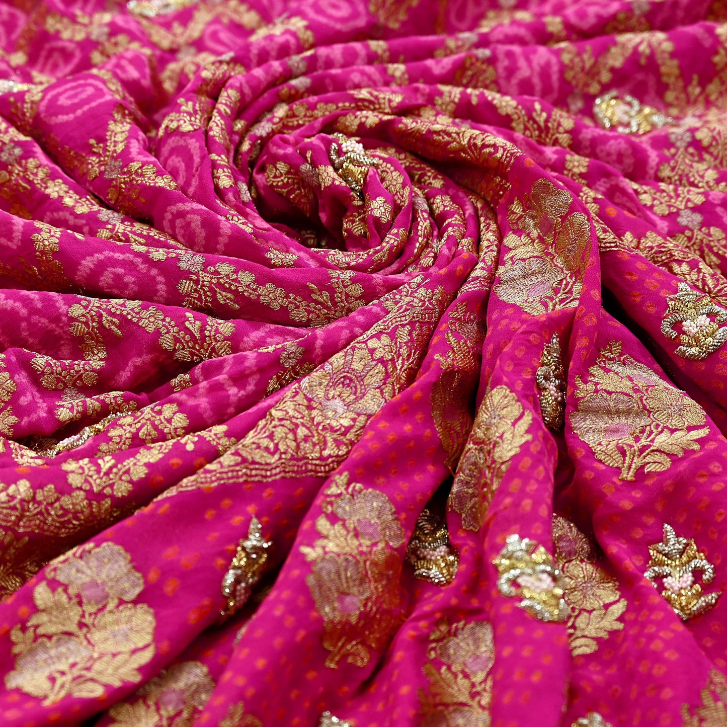 Indian Pre-Owned Sari Magenta Pure Georgette silk Hand Embroidered Bandhani Gharchola Sarees Ethnic Zardozi/Dabka Zari Wedding Saree