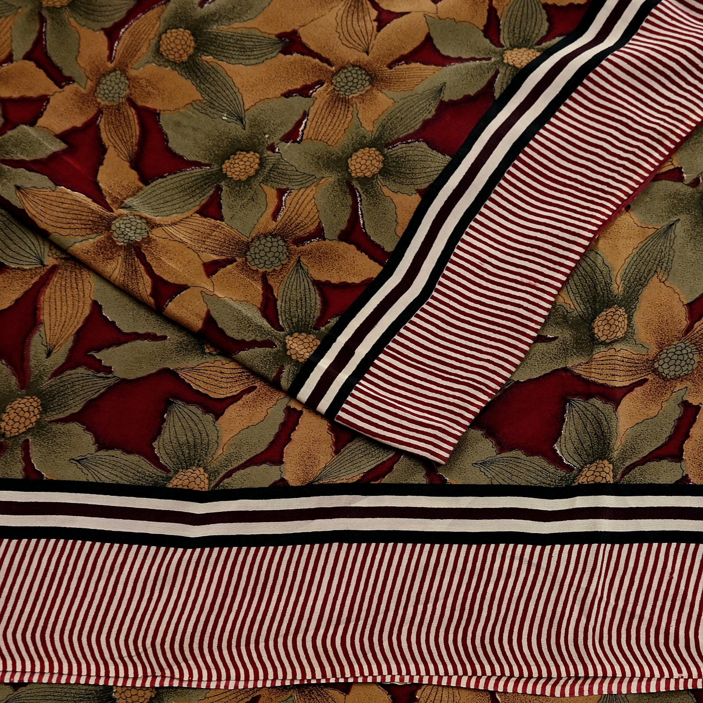 Indian Vintage Sari Green & Maroon Pure Crepe Silk Printed Sarees 6yd Sewing Soft Craft Fabric Wrap Upcycle Quilting Crafting Dress making