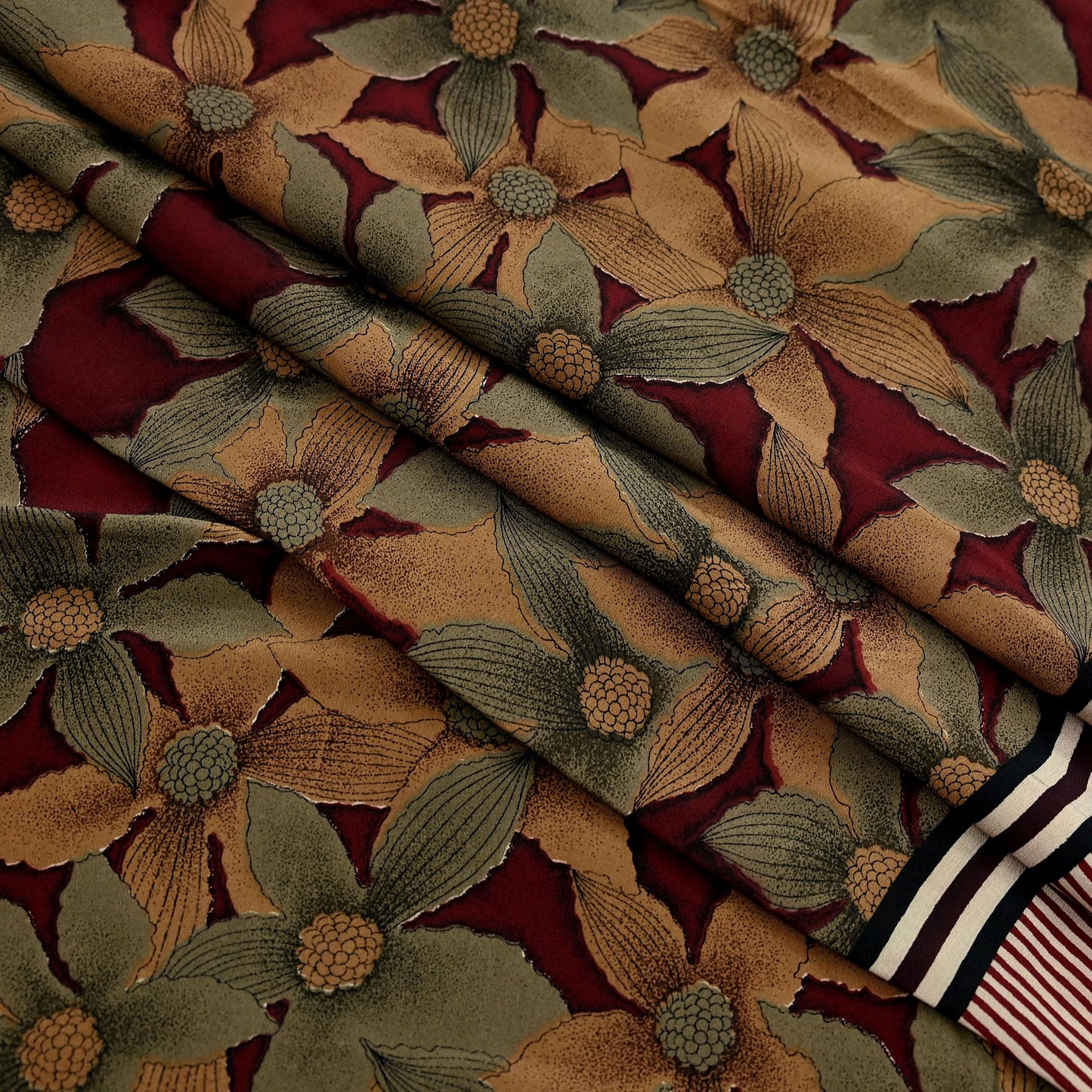 Indian Vintage Sari Green & Maroon Pure Crepe Silk Printed Sarees 6yd Sewing Soft Craft Fabric Wrap Upcycle Quilting Crafting Dress making