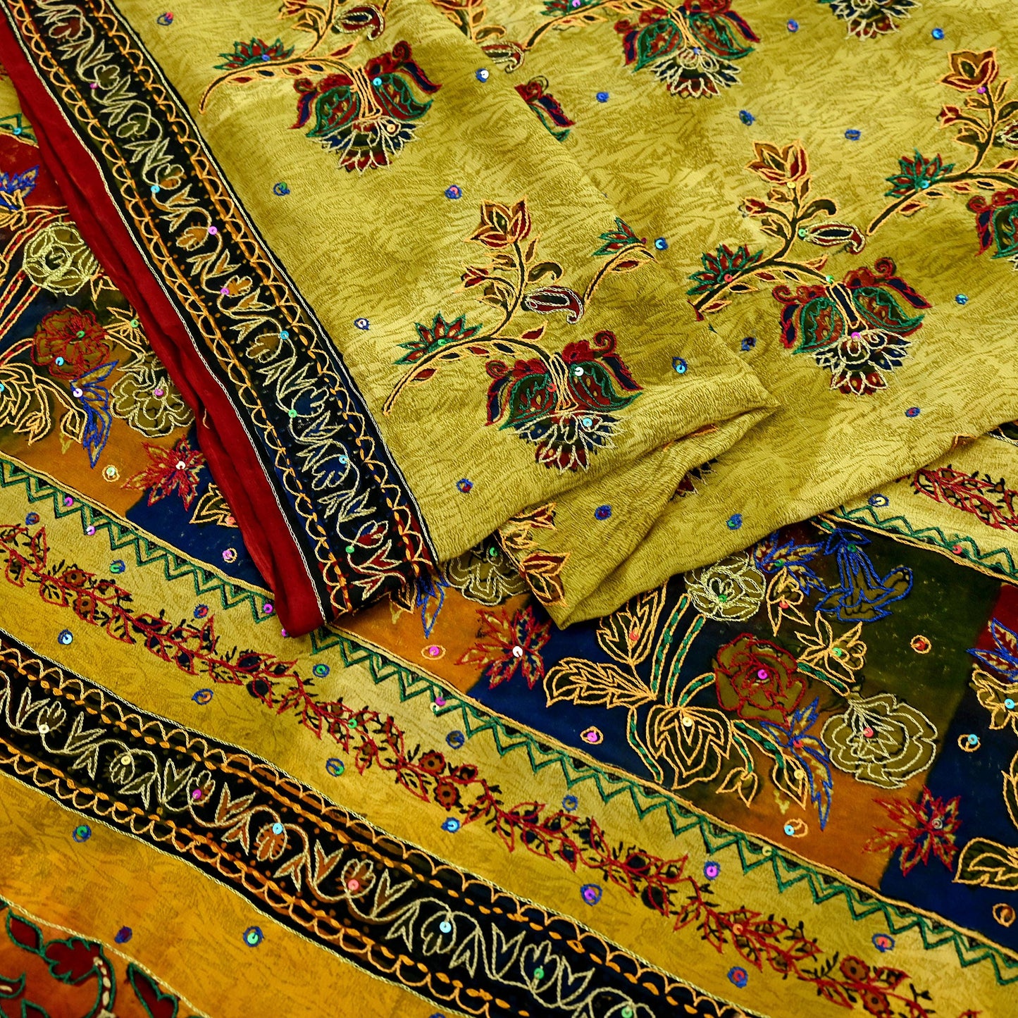 Indian Vintage Sari Pure Crepe Silk Hand Embroidered Saree 5yd Sewing Floral Craft Fabric Sequins Dress making Crafting Quilting