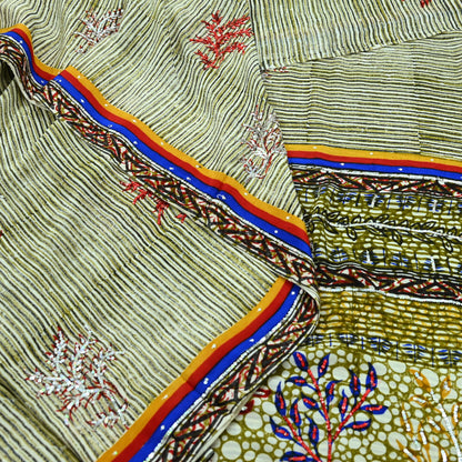 Indian Vintage Sari Pure Crepe Silk Hand Embroidered Saree 5yd Sewing Floral Craft Fabric Sequins Dress making Crafting Quilting