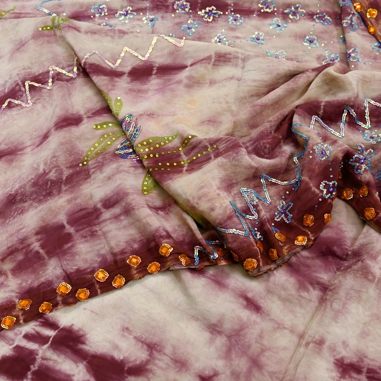 Indian Vintage Saree Pure Crepe Silk Hand Embroidered Tie-Dye Sari Fabric 5yard Sewing Craft Fabric Ethnic Dressmaking Crafting Zardozi Zari