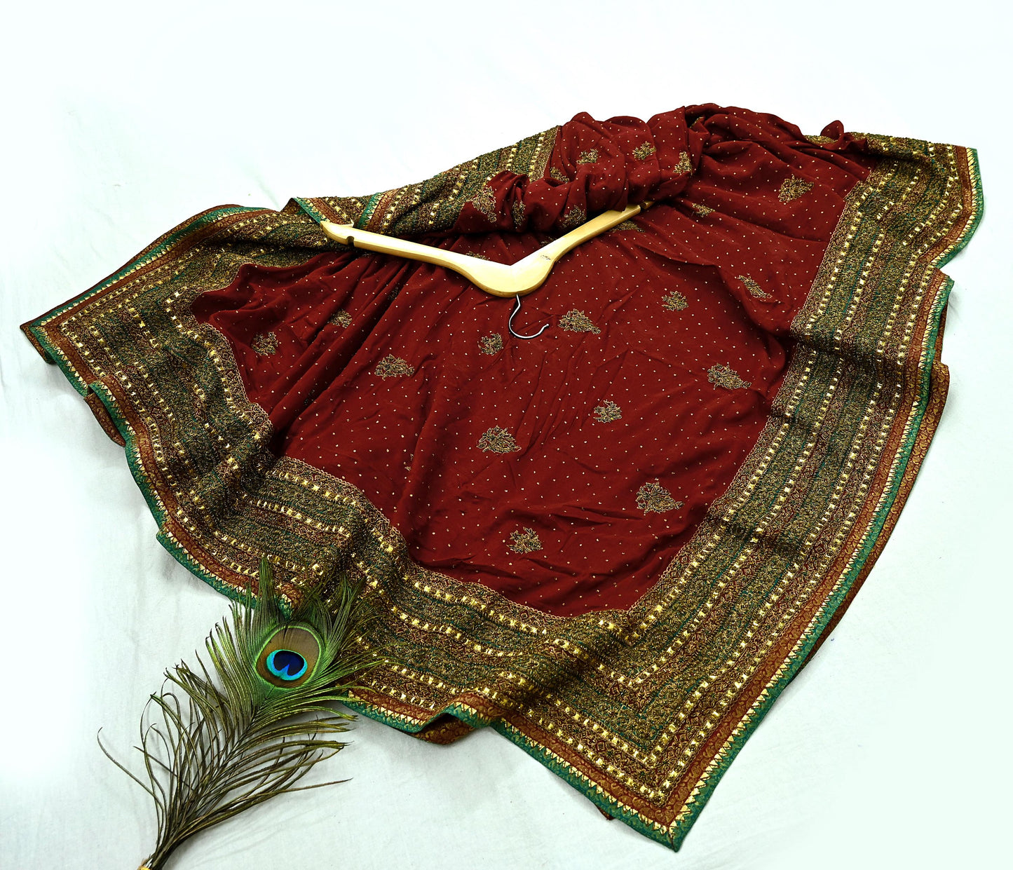 Indian Pre-owned Maroon Pure Silk Hand Embroidered Ritu Kumar Designer Lehenga 3pcs Set Ethnic Bollywood Party Wear