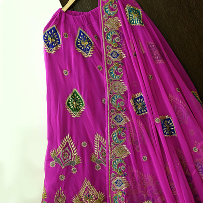 Indian Vintage Magenta American Georgette Hand Embroidered Rajputi Phoshak Lehenga/Dupatta 2pcs Set Bridal Party Wear Peacock Design Zari