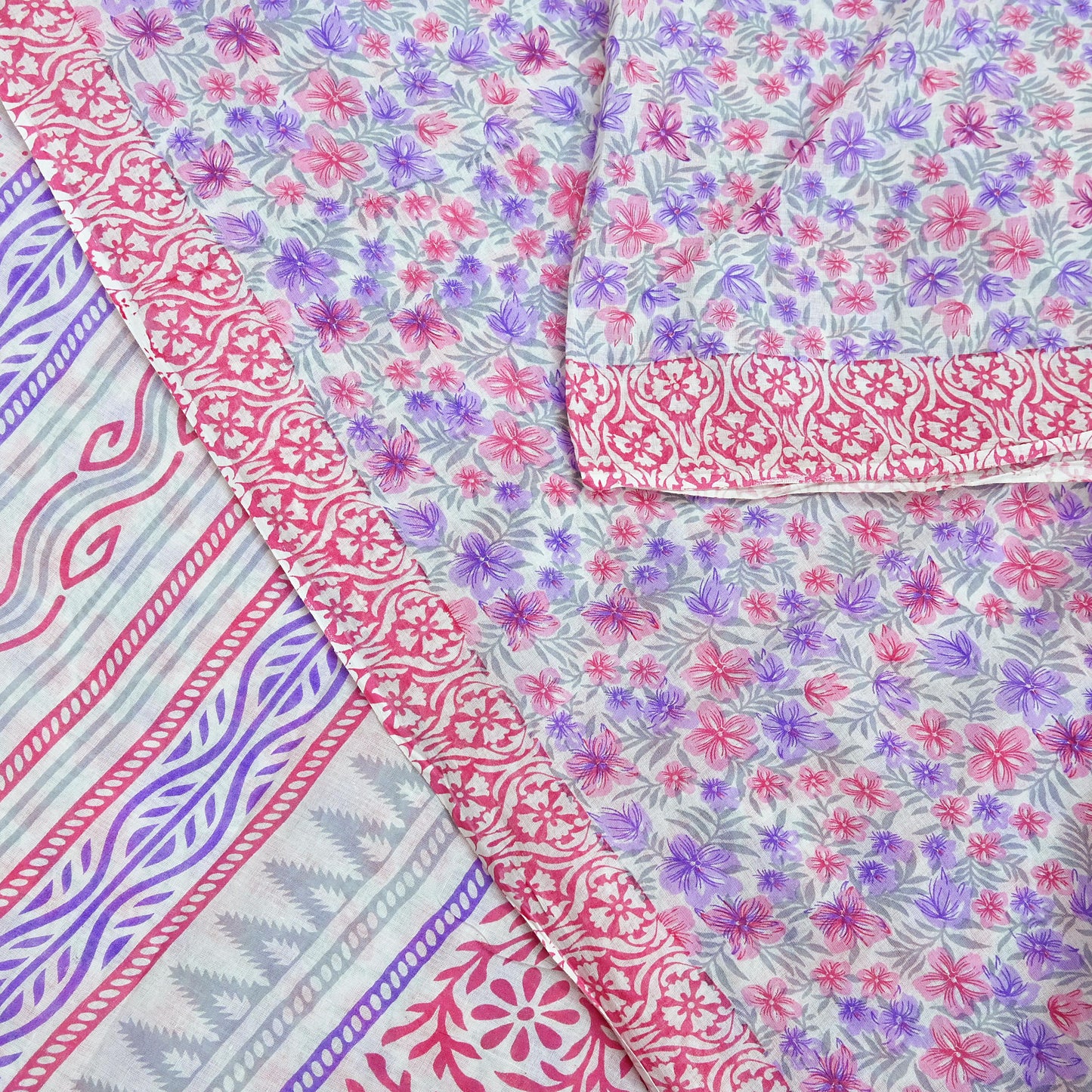 Indian Vintage Sari White & Pink Printed Pure Cotton Sarees Craft Fabric 5Yd Sewing Sarong Wrap Boho Floral Quilting Dress making