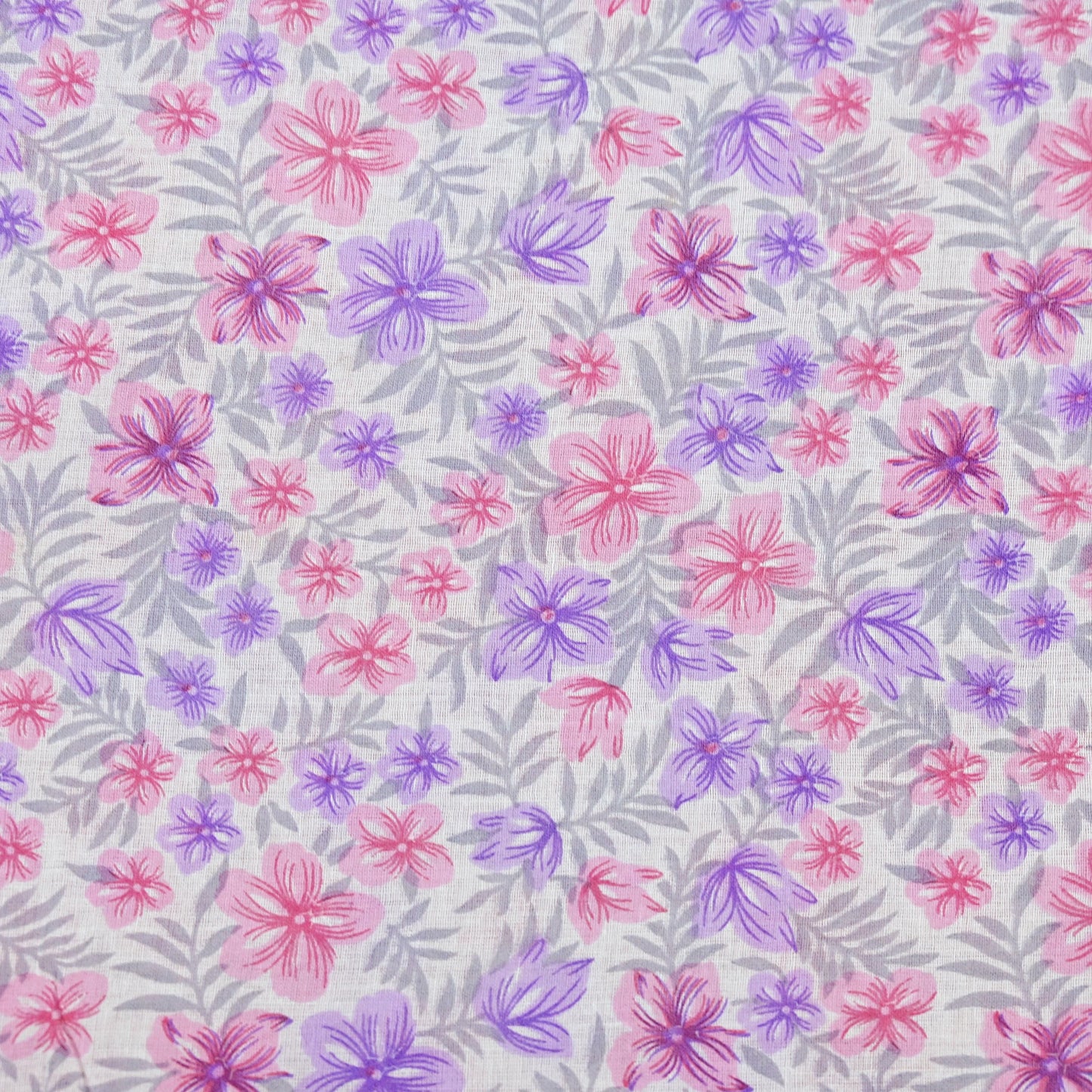 Indian Vintage Sari White & Pink Printed Pure Cotton Sarees Craft Fabric 5Yd Sewing Sarong Wrap Boho Floral Quilting Dress making