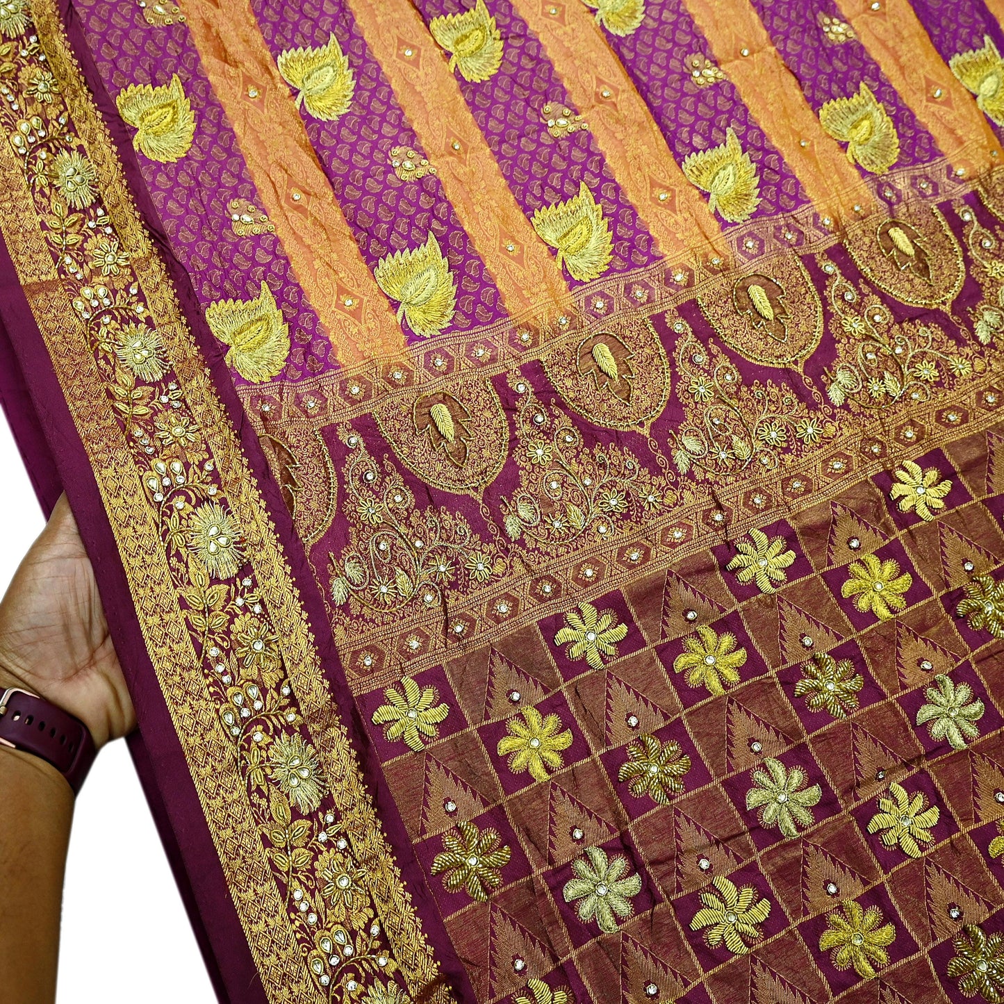 Indian Vintage Heavy Hand woven Kanjivaram Saree 100% Pure Silk Sari Metallic Golden Zari 5Yd Floral Crafting Dress making Fringes