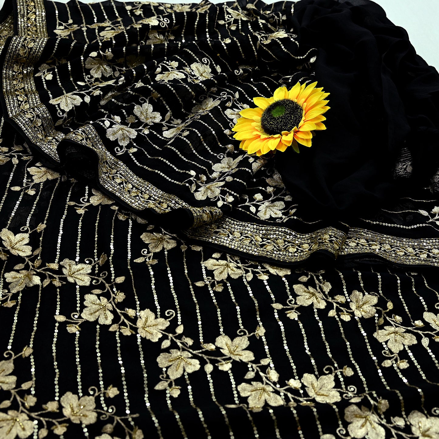 Indian Pre-owned Heavy Sari Black Pure Georgette Silk Hand Embroidered Sarees Designer Abu Jani 6Yd Sewing Ethnic Sarees