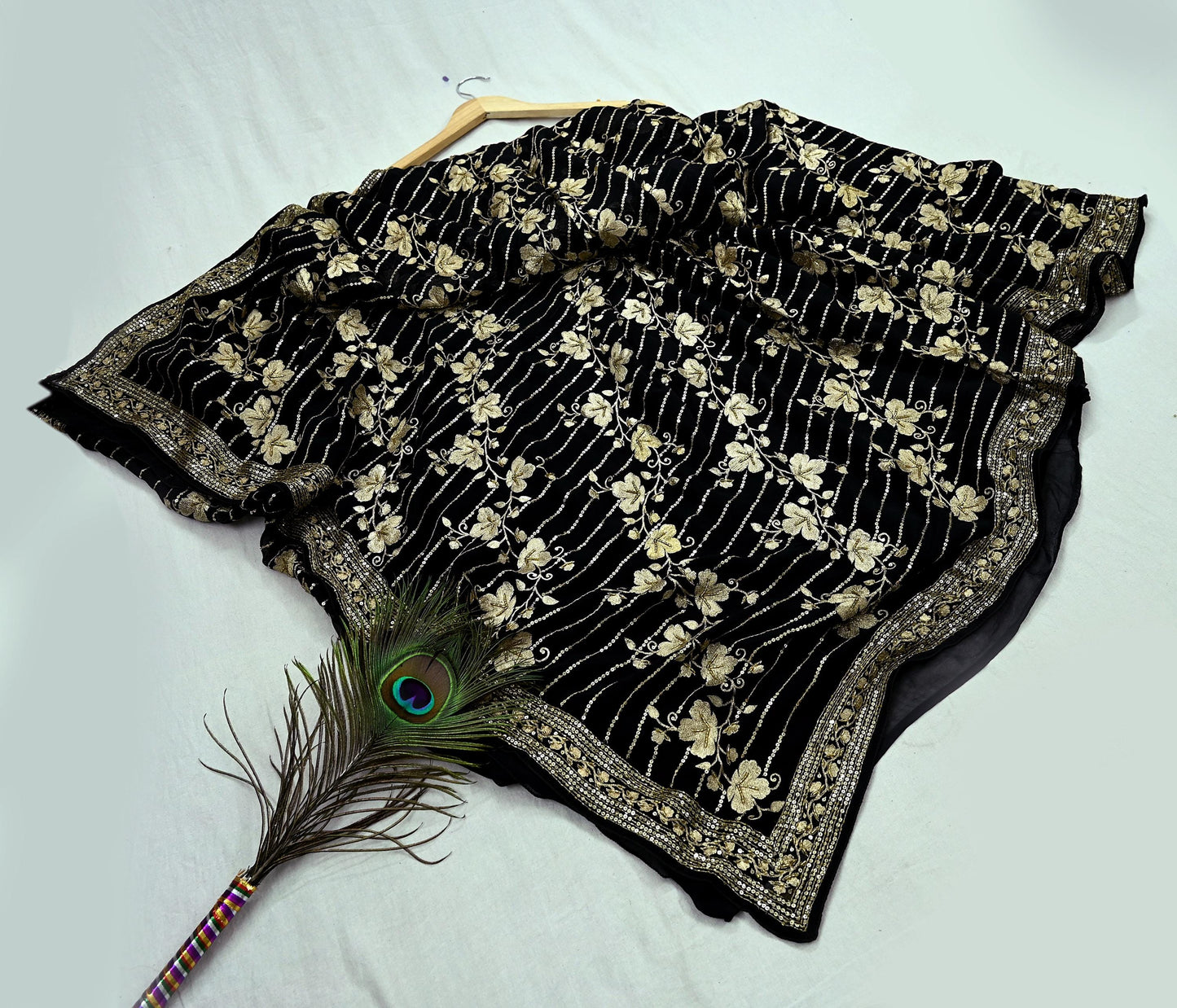 Indian Pre-owned Heavy Sari Black Pure Georgette Silk Hand Embroidered Sarees Designer Abu Jani 6Yd Sewing Ethnic Sarees