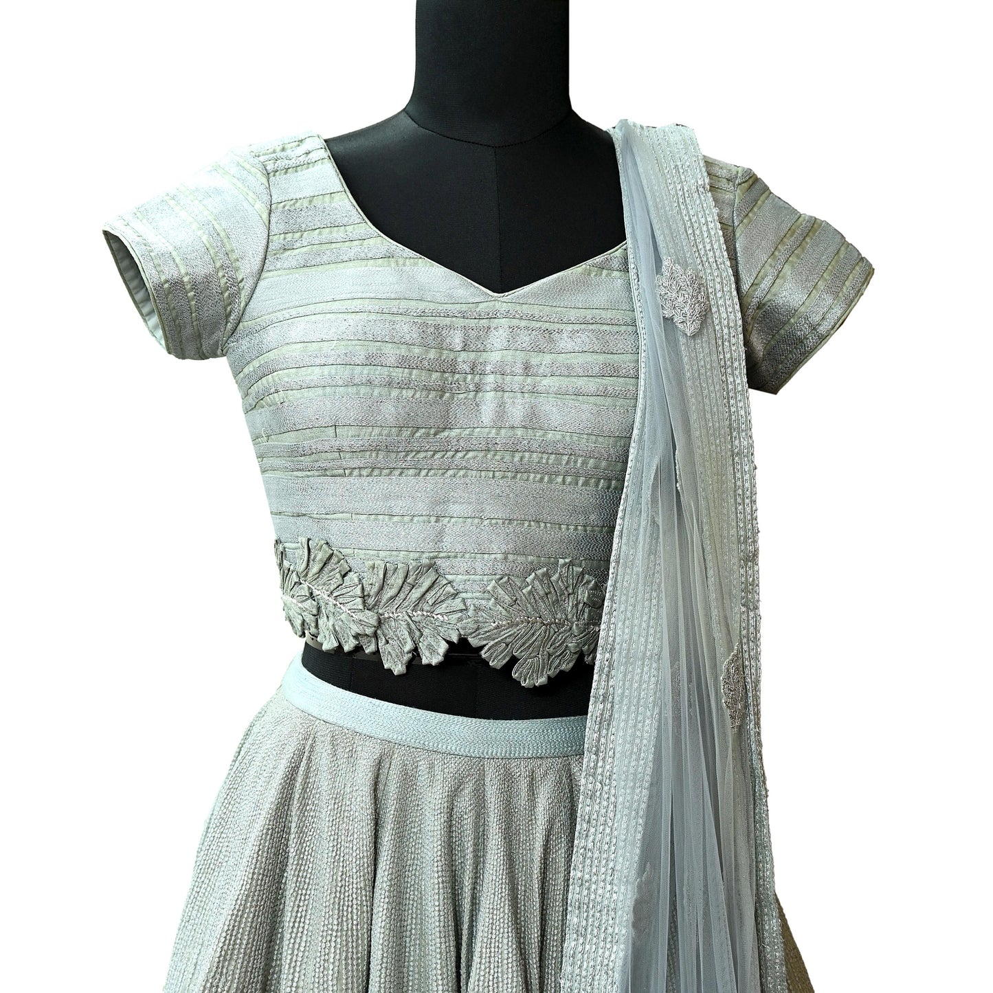 Pre-owned Heavy Green Gray Chanderi Silk/Net Hand Embroidered Lehenga 3pcs Set By Designer Shantanu & Nikhil Bridal Wear Padded Blouse