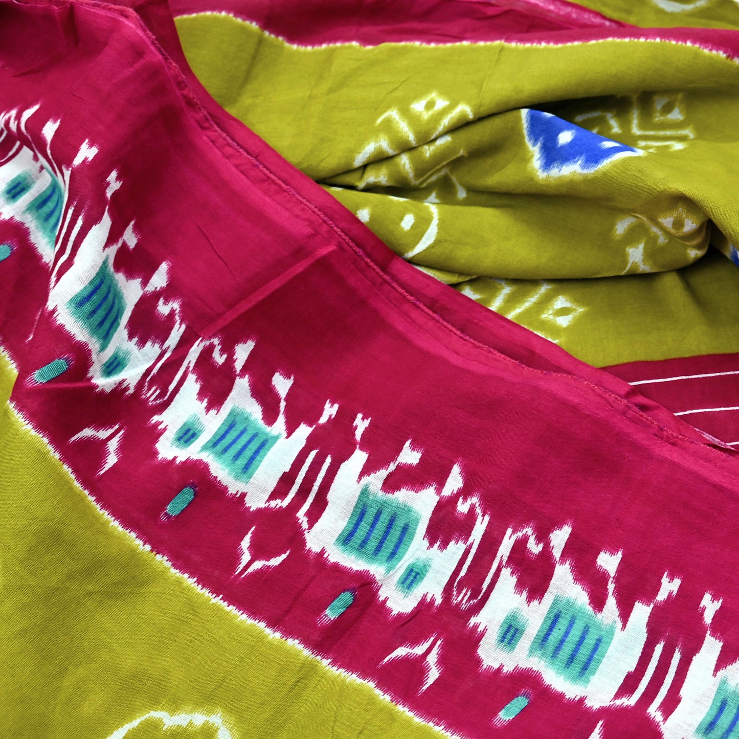 Indian Vintage Sari Pink & Green Printed 100% Pure Cotton Sarees Craft Fabric 5Yd Soft Sewing Sarong Wrap Floral Boho Quilting Crafting Used