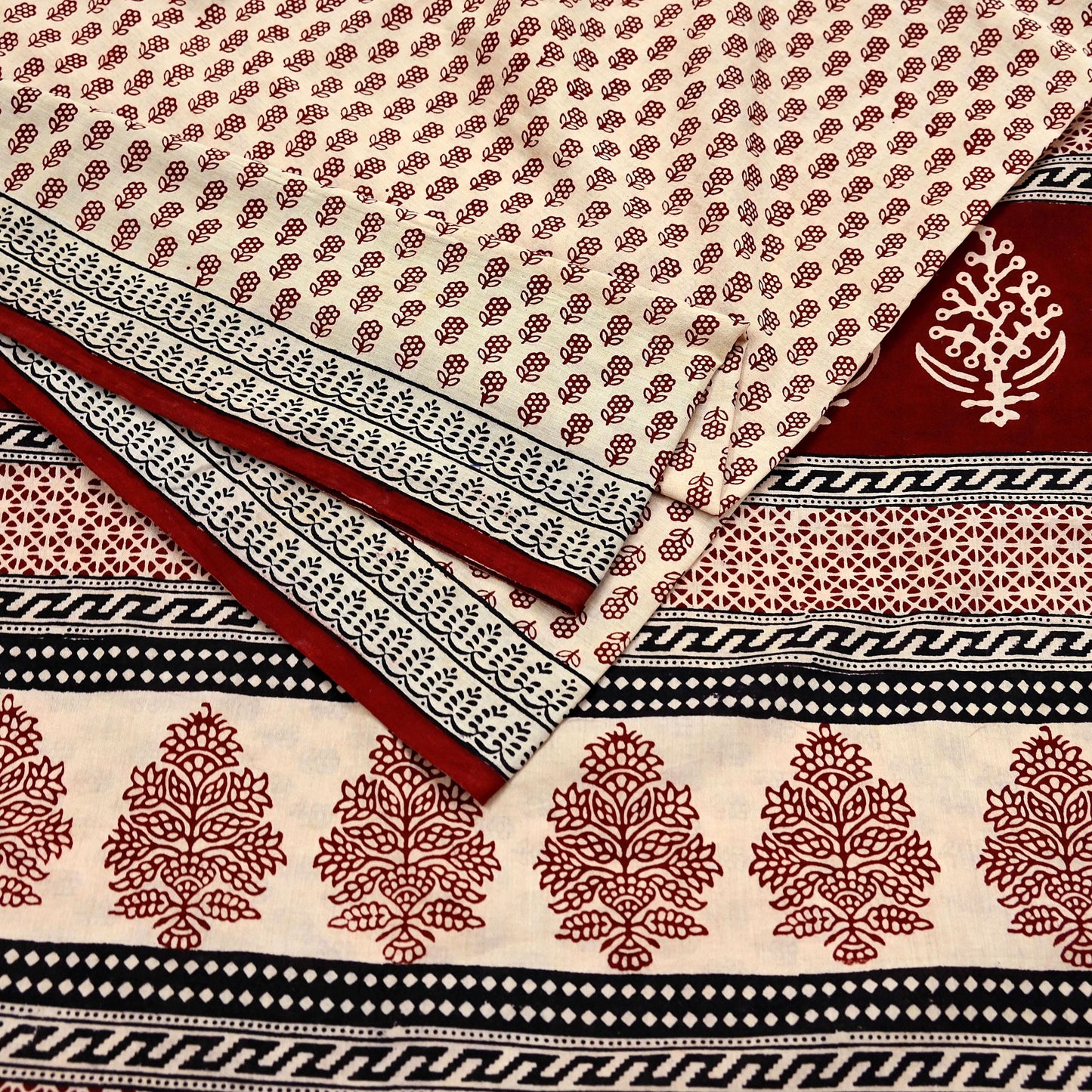 Indian Vintage Sari Beige Block Printed Pure Cotton Saree Craft Fabric 5Yd Sewing Sarong Wrap Boho Floral Crafting Upcycle Quilting