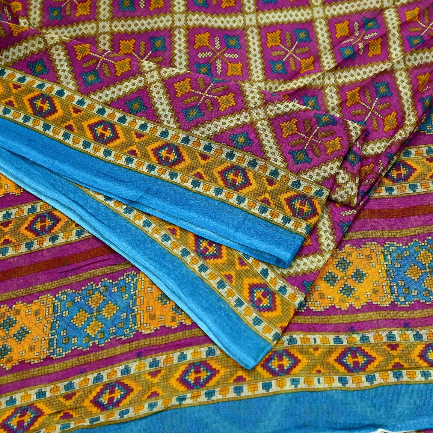 Indian Vintage Sari Purple Printed Pure Cotton Sarees Fabric Floral 5Yd Sarong Wrap Boho Fabric Kimono Dress making Crafting