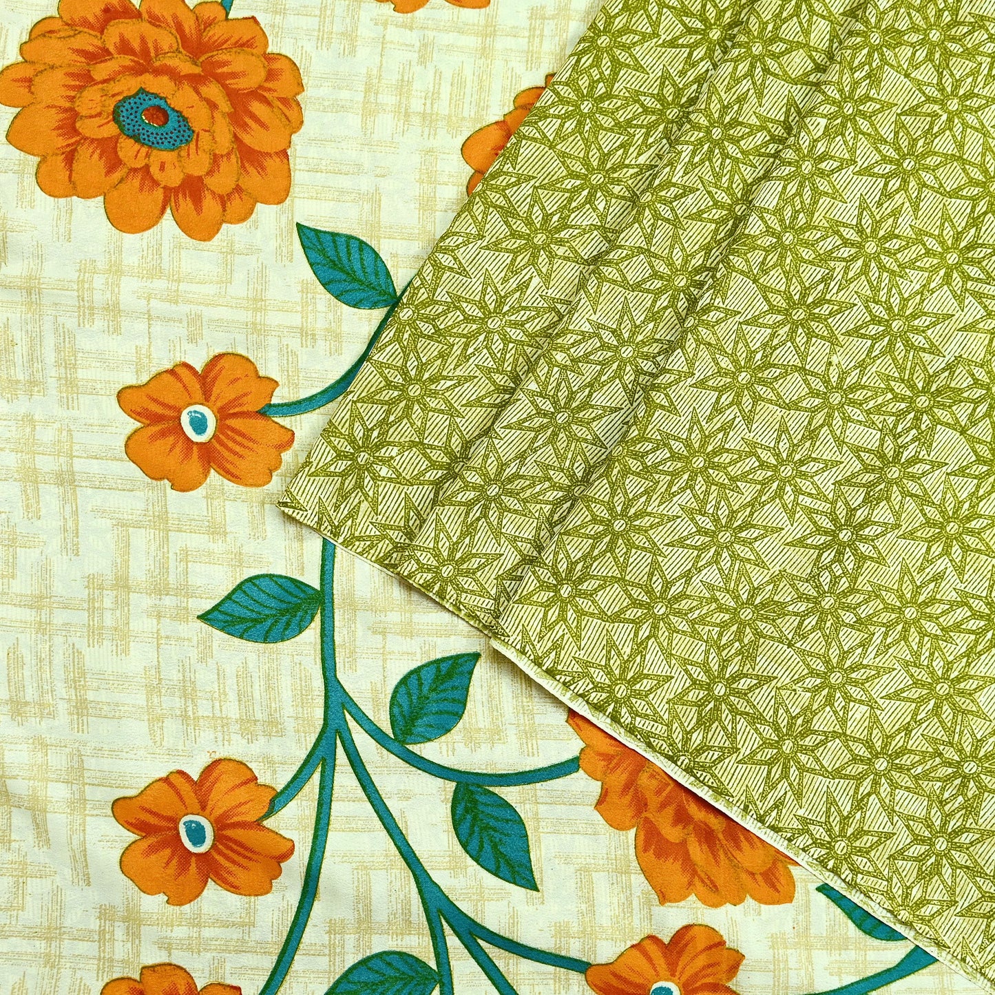 Indian Vintage Saree Ivory & Green Moss Crepe Digital Printed Sari Fabric 6yd Sewing Soft Craft Fabric Dressmaking Dress Designing Quilting