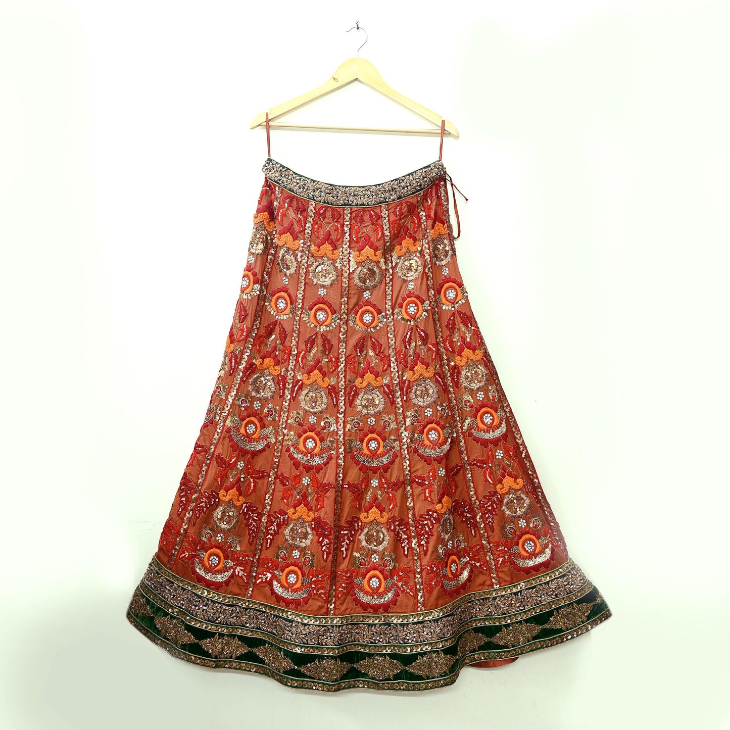 Indian Vintage Heavy Brown Pure chanderi Silk Hand Embroidered Lehenga Skirt By Designer Sabyasachi Bridal Wear Dabka/ Zardozi