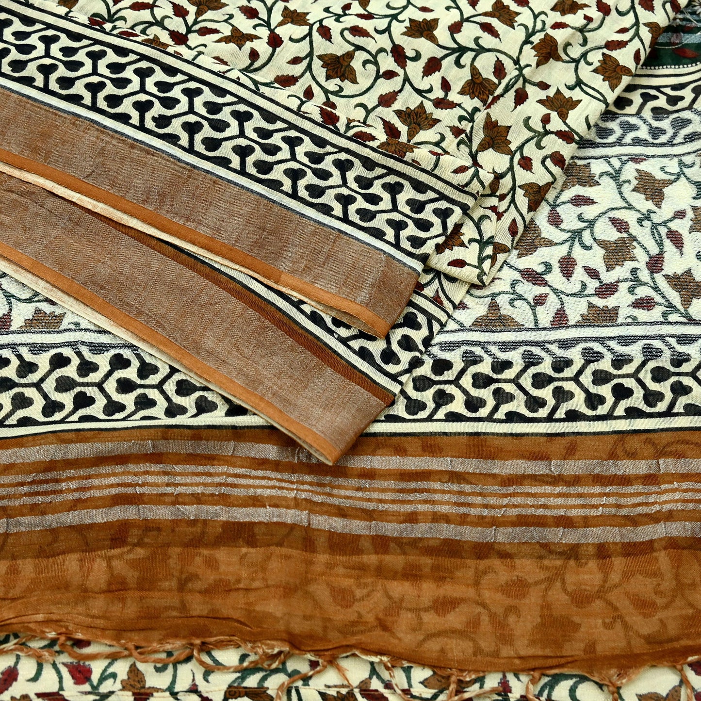 Indian Vintage Beige Sari Printed Pure Cotton Saree Craft Fabric 5Yd Soft Sewing Sarong Wrap Boho Fringes Dress making Crafting Quilting