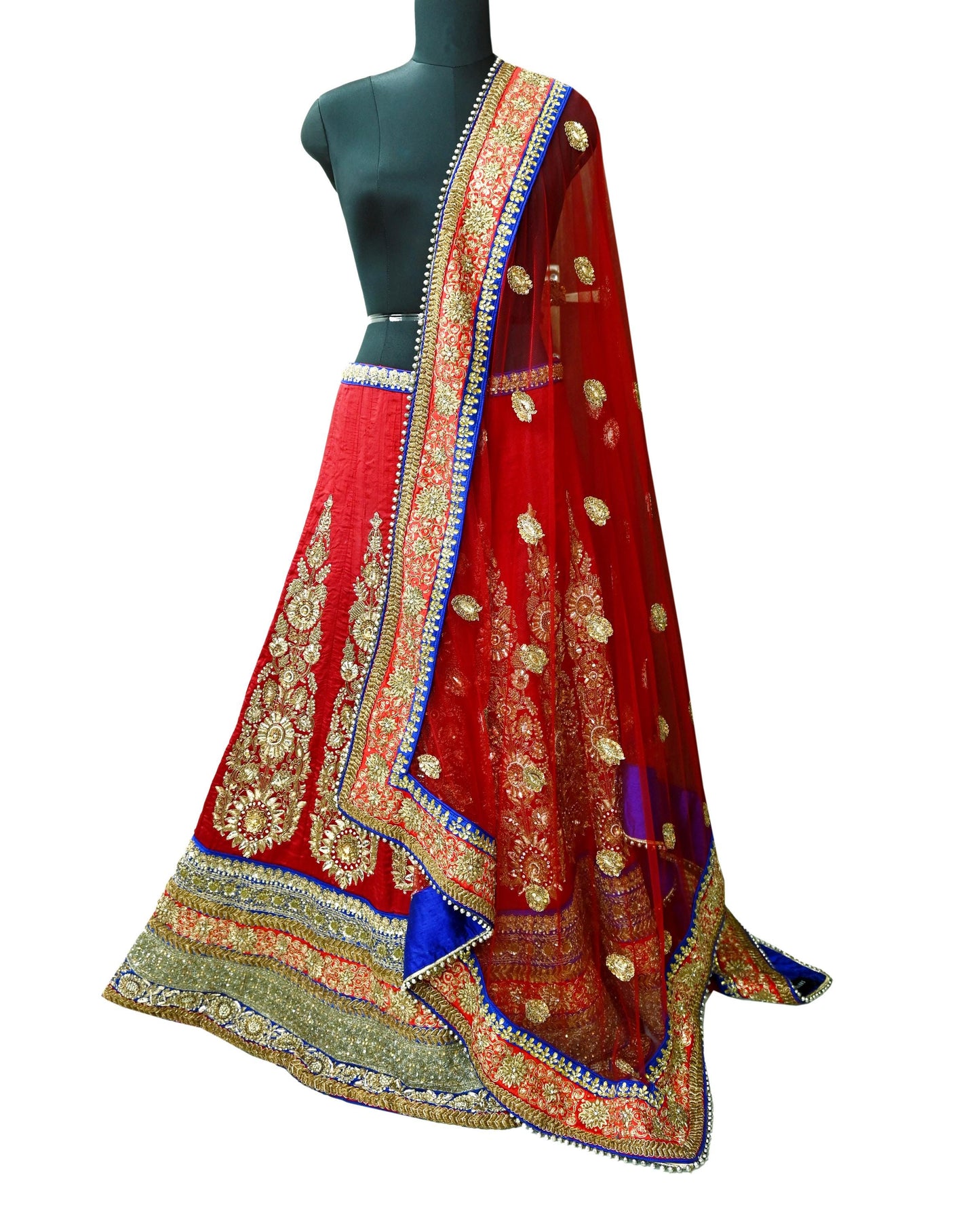Indian Pre-owned Heavy Red & Blue Pure Chanderi Silk/Net Hand Embroidered Lehenga 3pcs Set By Designer Sabyasachi Bridal Wear With Blouse