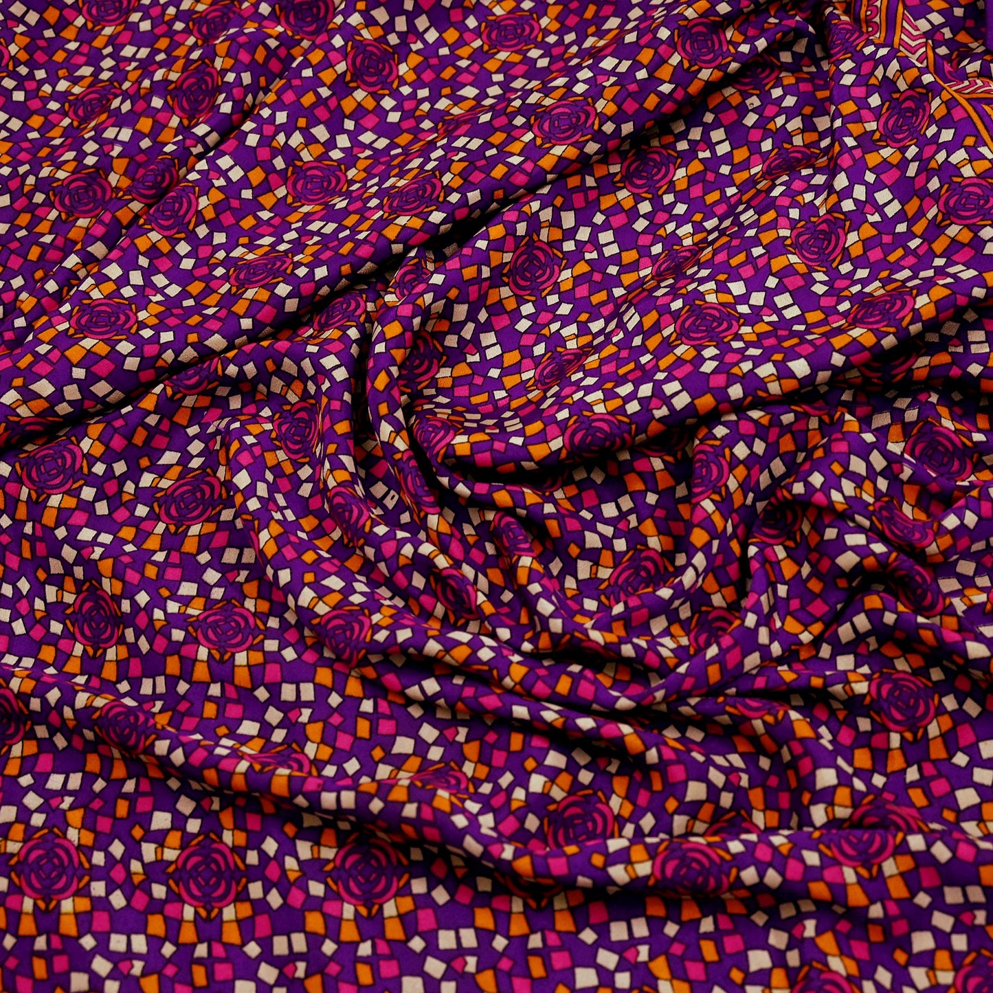 Indian Vintage Purple Moss Crepe Saree Printed Floral Sari Fabric 6 Yards Soft Craft Fabric for Sewing, Dressmaking, Quilting,Upcycling