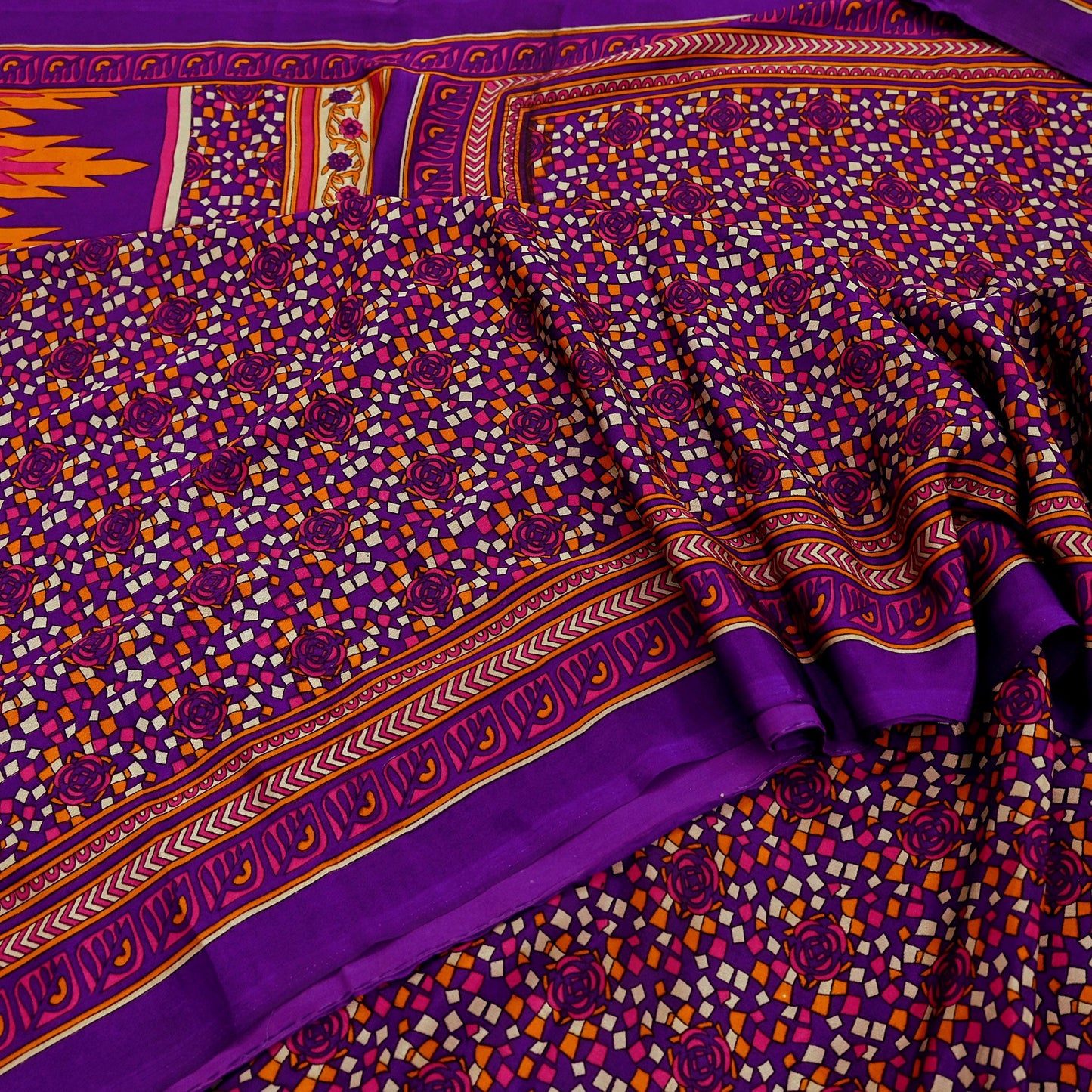 Indian Vintage Purple Moss Crepe Saree Printed Floral Sari Fabric 6 Yards Soft Craft Fabric for Sewing, Dressmaking, Quilting,Upcycling