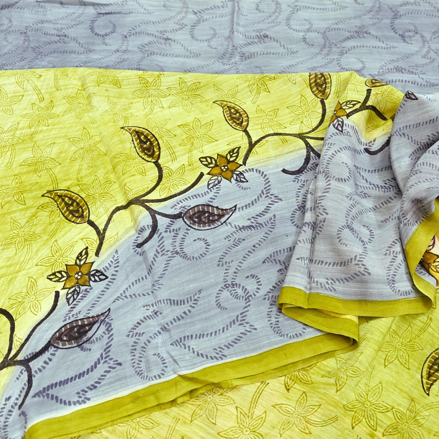 Indian Vintage Sari Green & Gray Pure Crepe Silk Printed Sarees 5yd Sewing Soft Craft Fabric Wrap Upcycle Quilting Crafting Dress making